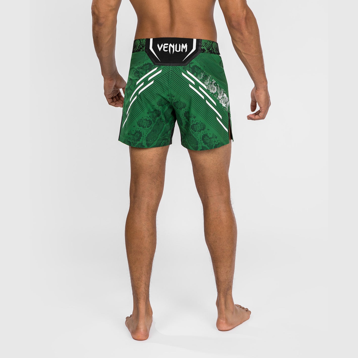UFC Adrenaline by Venum Gepersonaliseerd Authentic Fight Night Heren Kort Gevecht - Korte Pasvorm - Groen