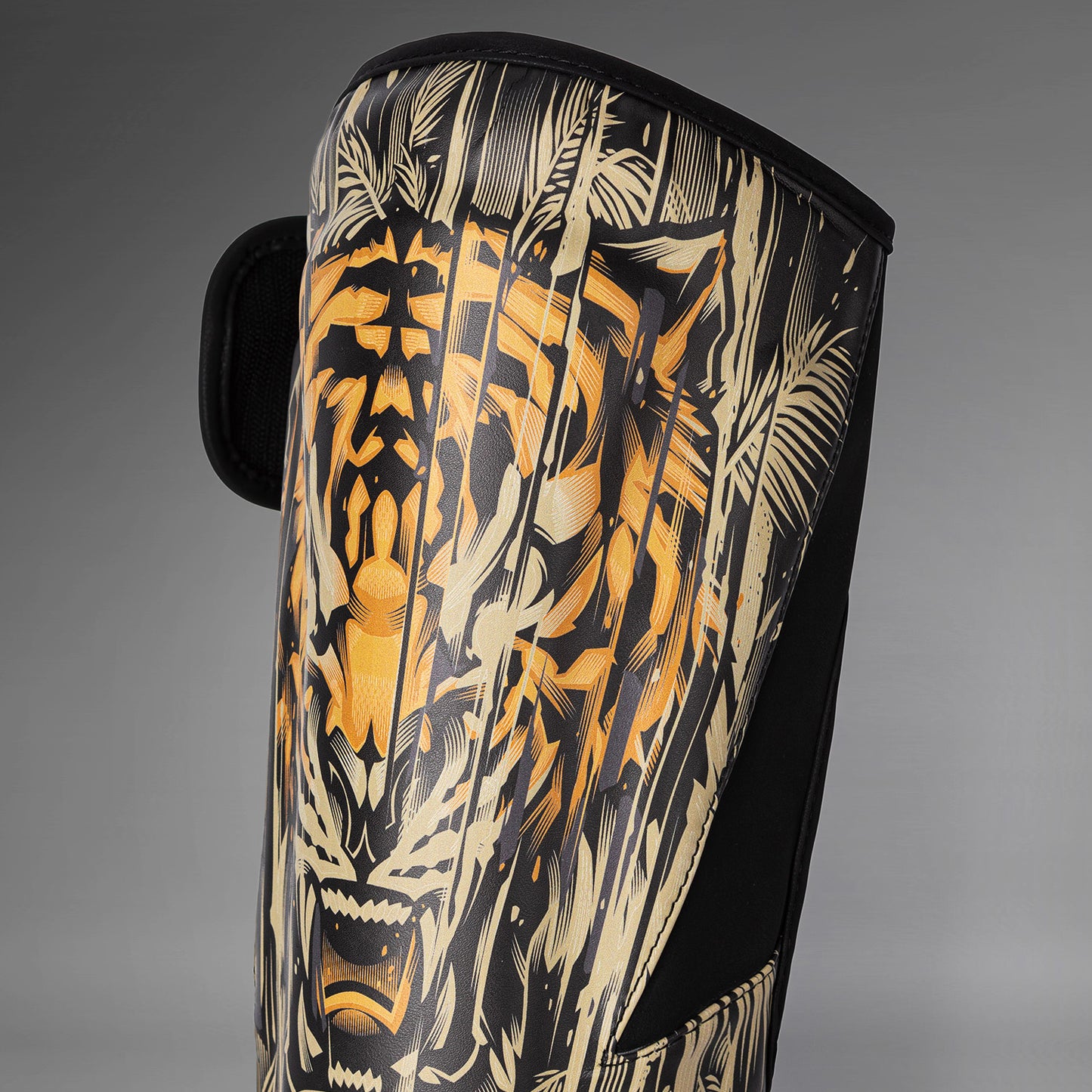 Venum Tiger Schenenschermers - Zwart / Neon Oranje