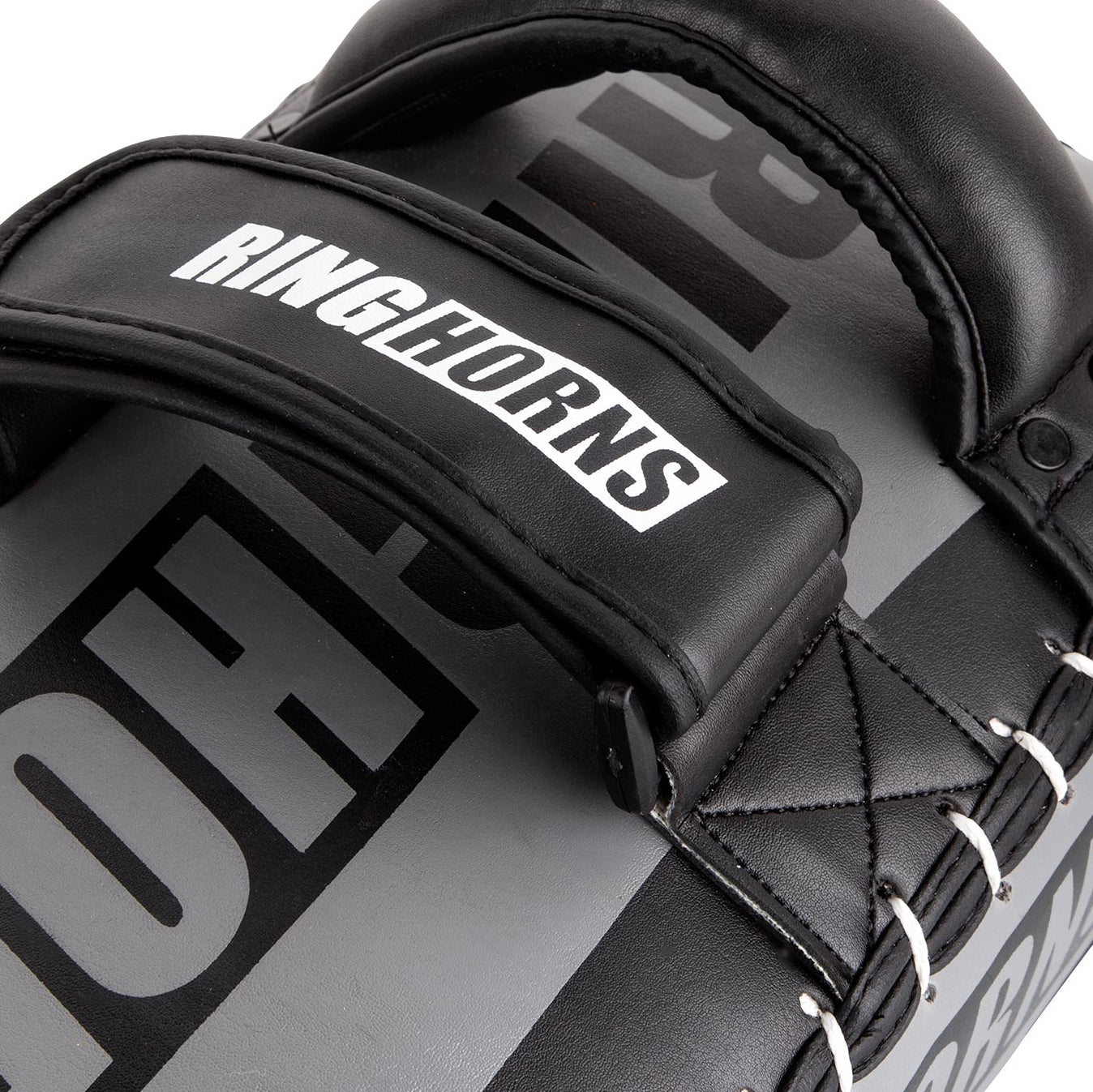 Ringhorns Charger by Venum Kick Pads - Zwart