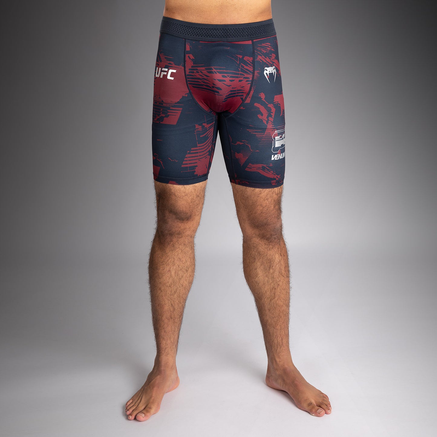 UFC Zenith by Venum Authentic Fight Week Performance Vale Tudo Short Heren - Marineblauw/Bordeauxrood/Zilver