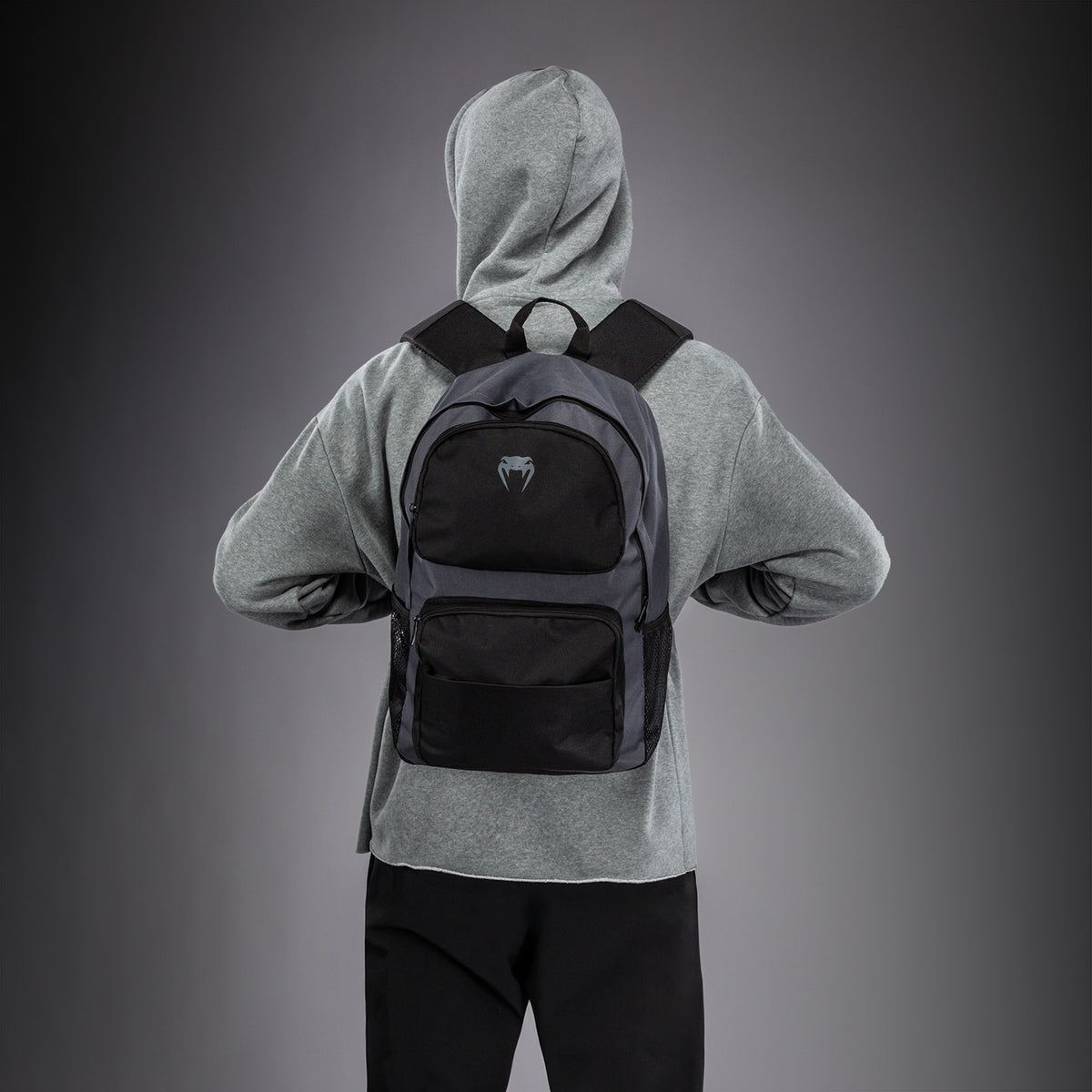Venum Essential Rugzak (24 L) - Grijs/Zwart