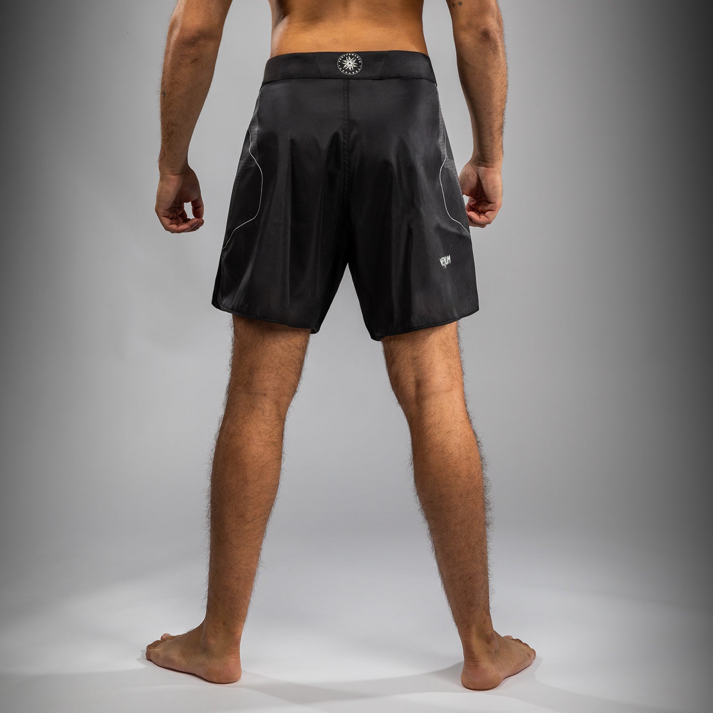 Venum Nexus Fight Shorts – Zwart/Zilver