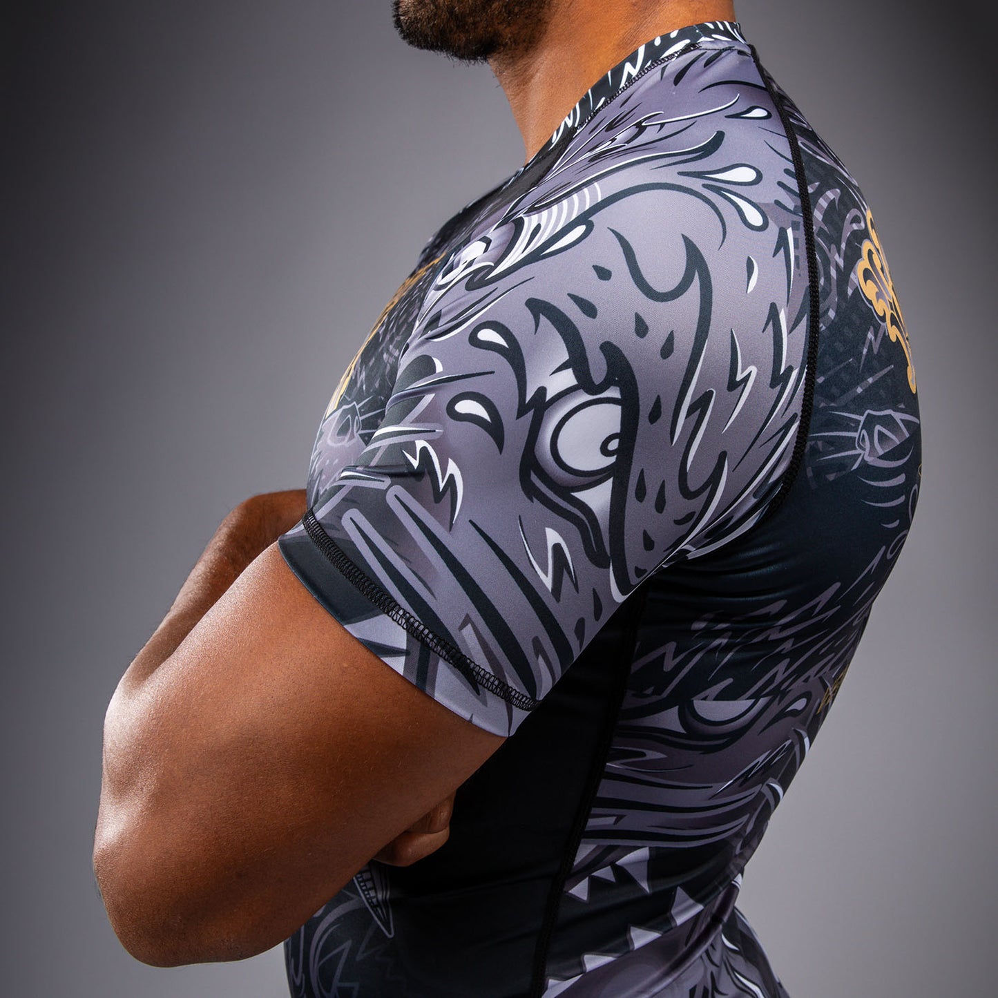 Venum Wolf Atak Rashguard met korte mouwen – Zwart/Grijs