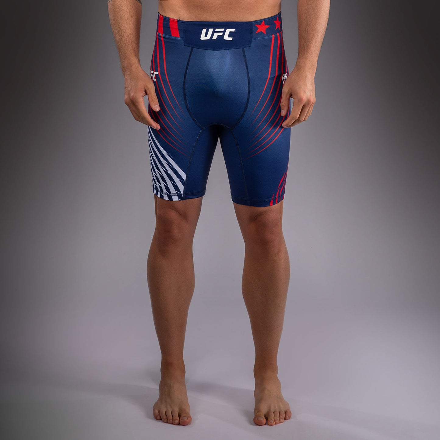 Official UFC Freedom 250 by Venum Authentic Fight Night Vale Tudo Shorts voor heren - Blauw