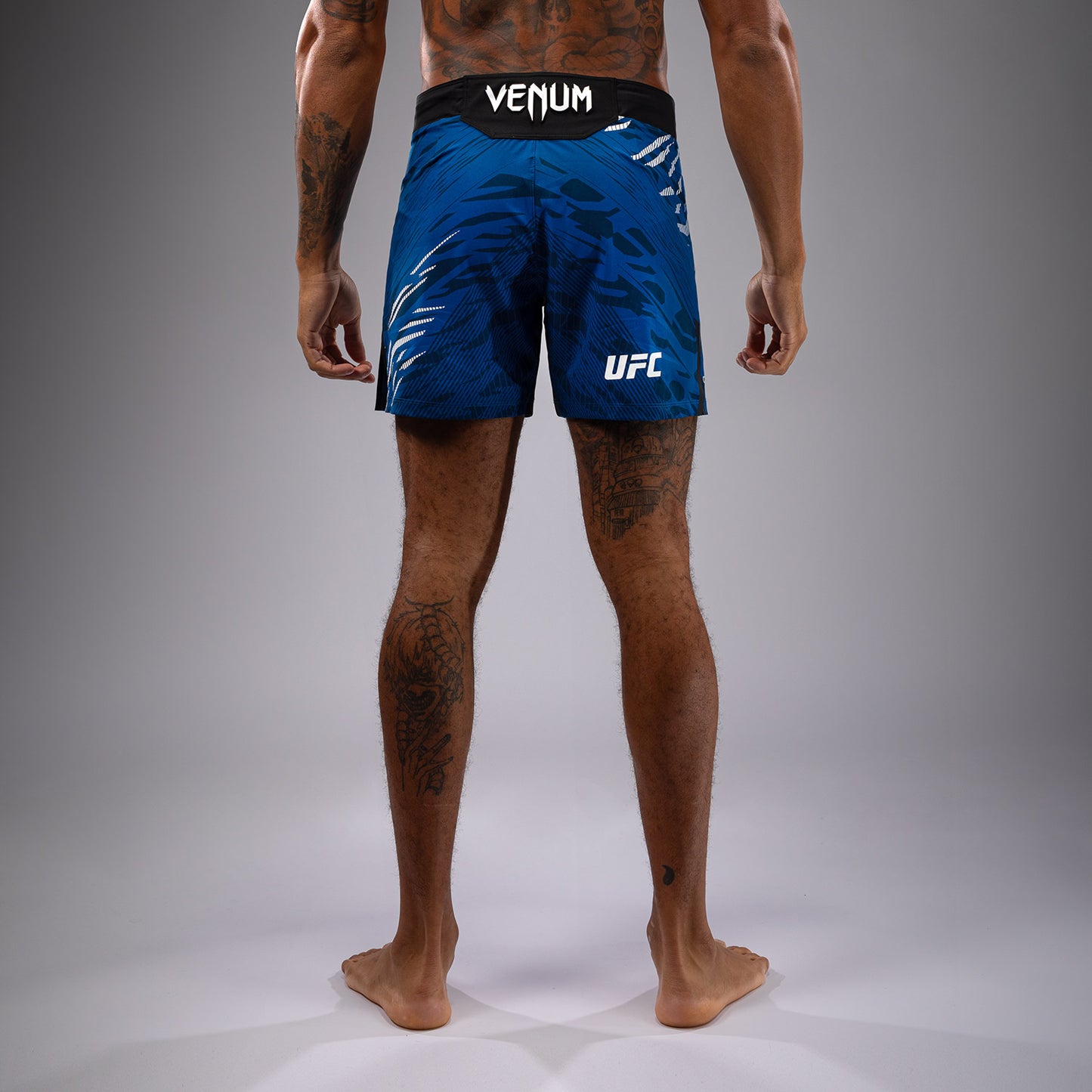UFC Fusion by Venum Authentic Fight Night Fight Shorts voor Heren - Kort Fit - Blauw