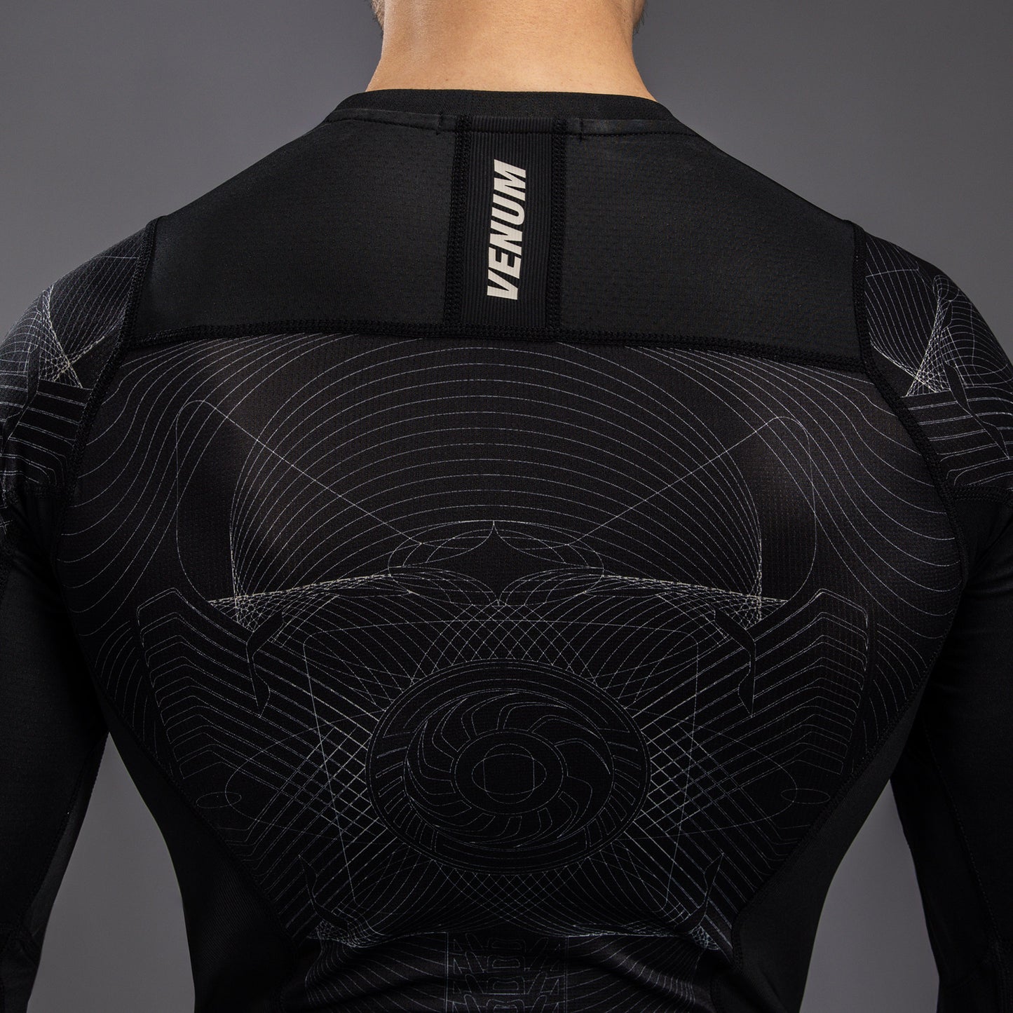 Venum G-Fit Air Lange Mouw Rashguard Heren - Diepzwart / Woestijnzand
