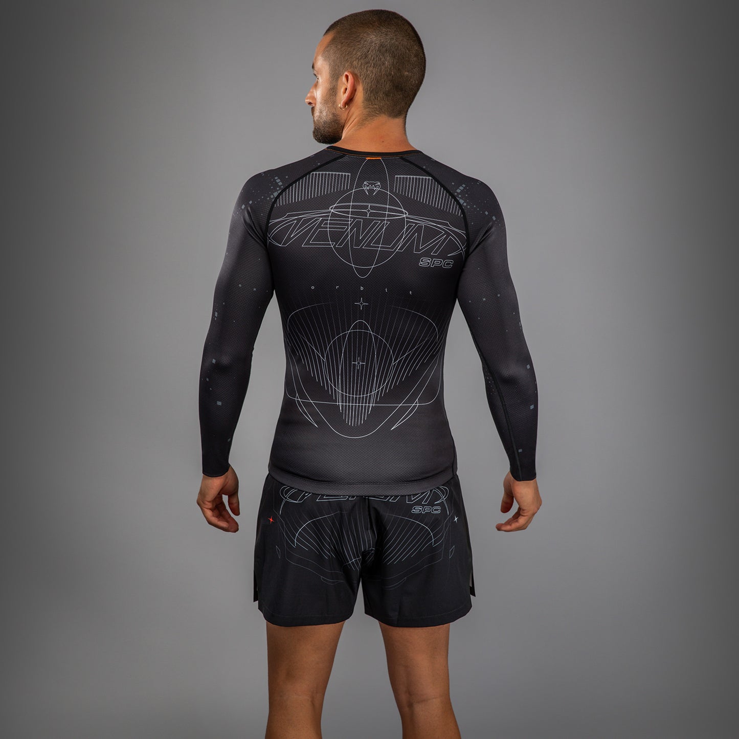 Venum Eclipse Lange Mouw Rashguard – Zwart/Ivoor