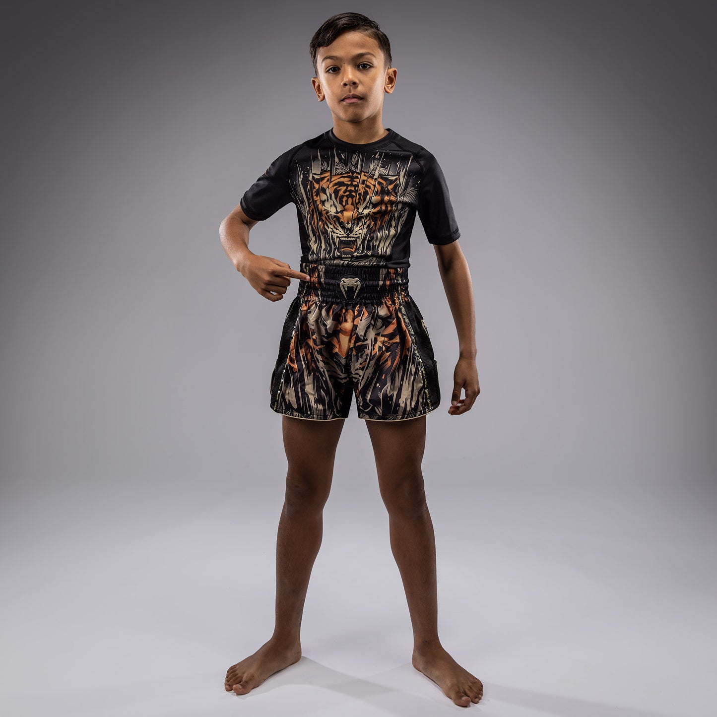 Venum Tiger Kids Muay Thai Shorts - Zwart / Neon Oranje