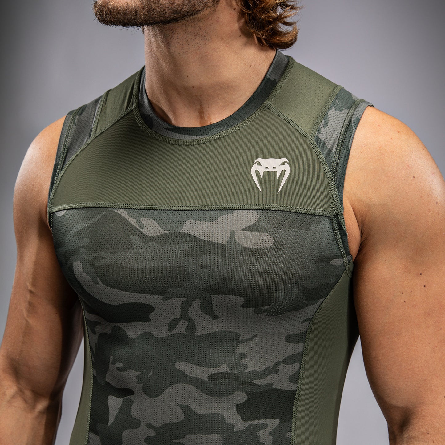 Venum G-Fit Air Mouwloze Rashguard Heren - Legergroen
