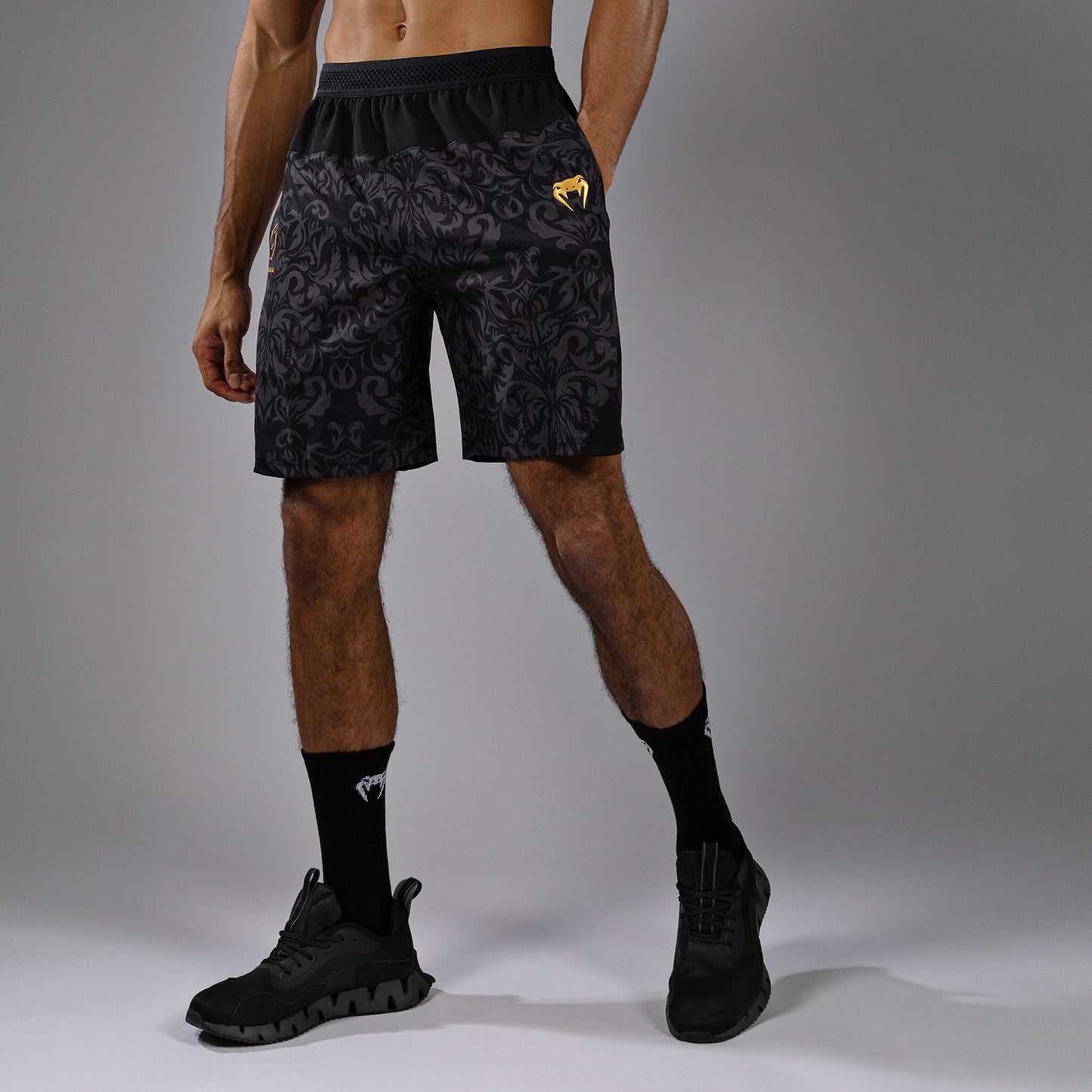 Venum x Topuria Unmatched Edition Trainingshort - Zwart/Goud