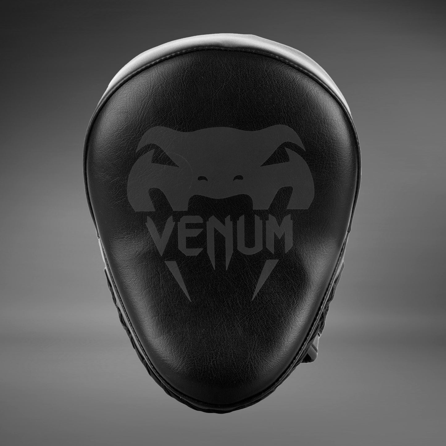 Venum Light Focus Mitts - zwart/zwart (paar)