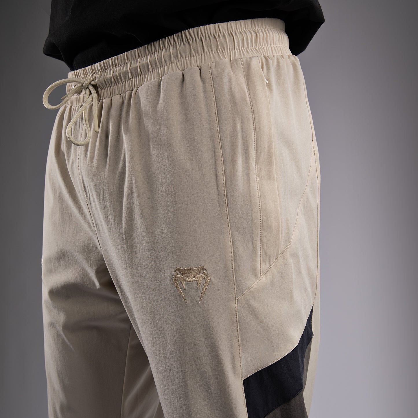 Venum x DTR Fight Attack 90 Trainingsbroek - Off-White
