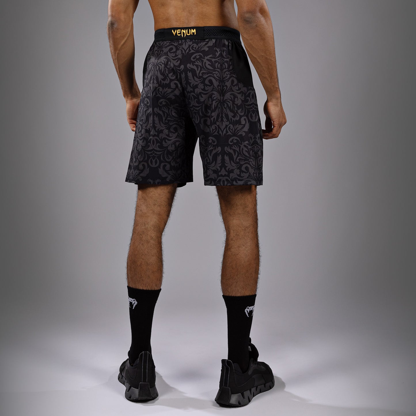 Venum x Topuria Unmatched Edition Trainingshort - Zwart/Goud