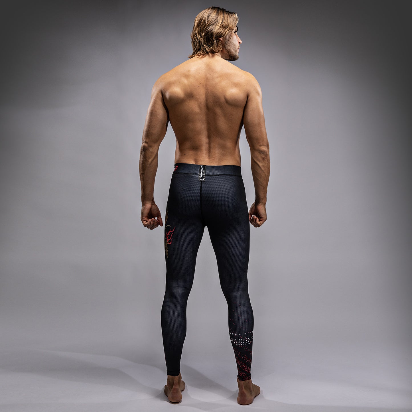 Venum x TEKKEN 8 - Marshall Law Spats - Zwart/Rood/Goud