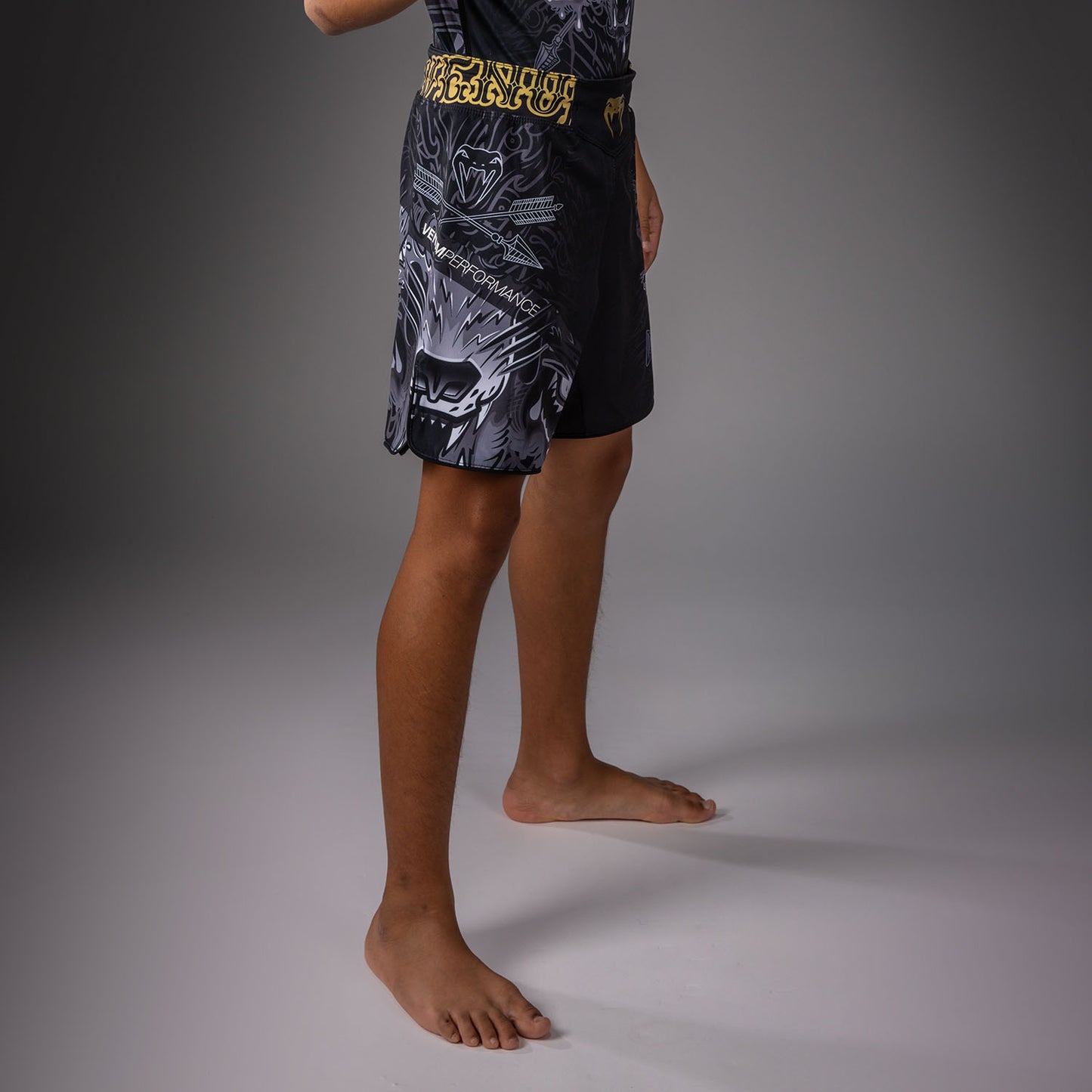 Venum Wolf Atak Kids Fightshorts – Zwart/Grijs