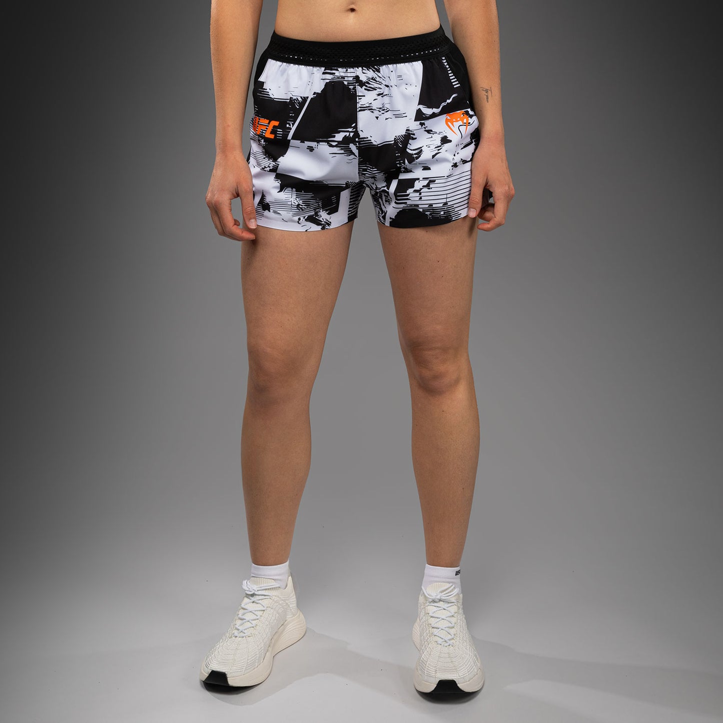 Venum UFC Zenith Authentic Fight Week Dames Performance Short – Wit