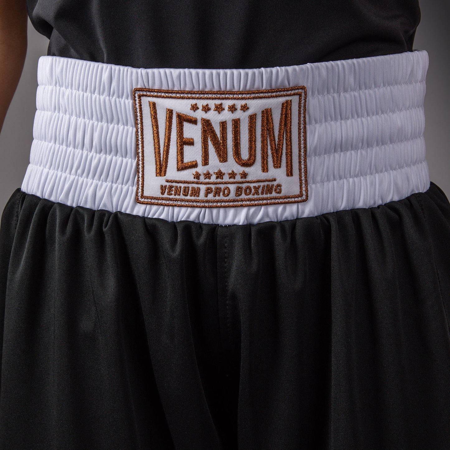 Venum Classic Boksshort Voor Kinderen – Zwart/Goud