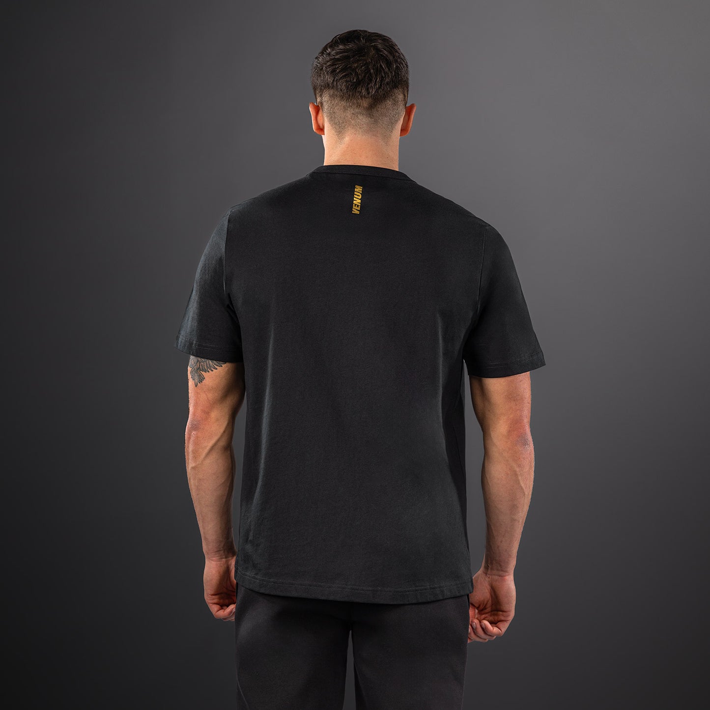 Venum Motorsports VT T-shirt – Zwart/Goud