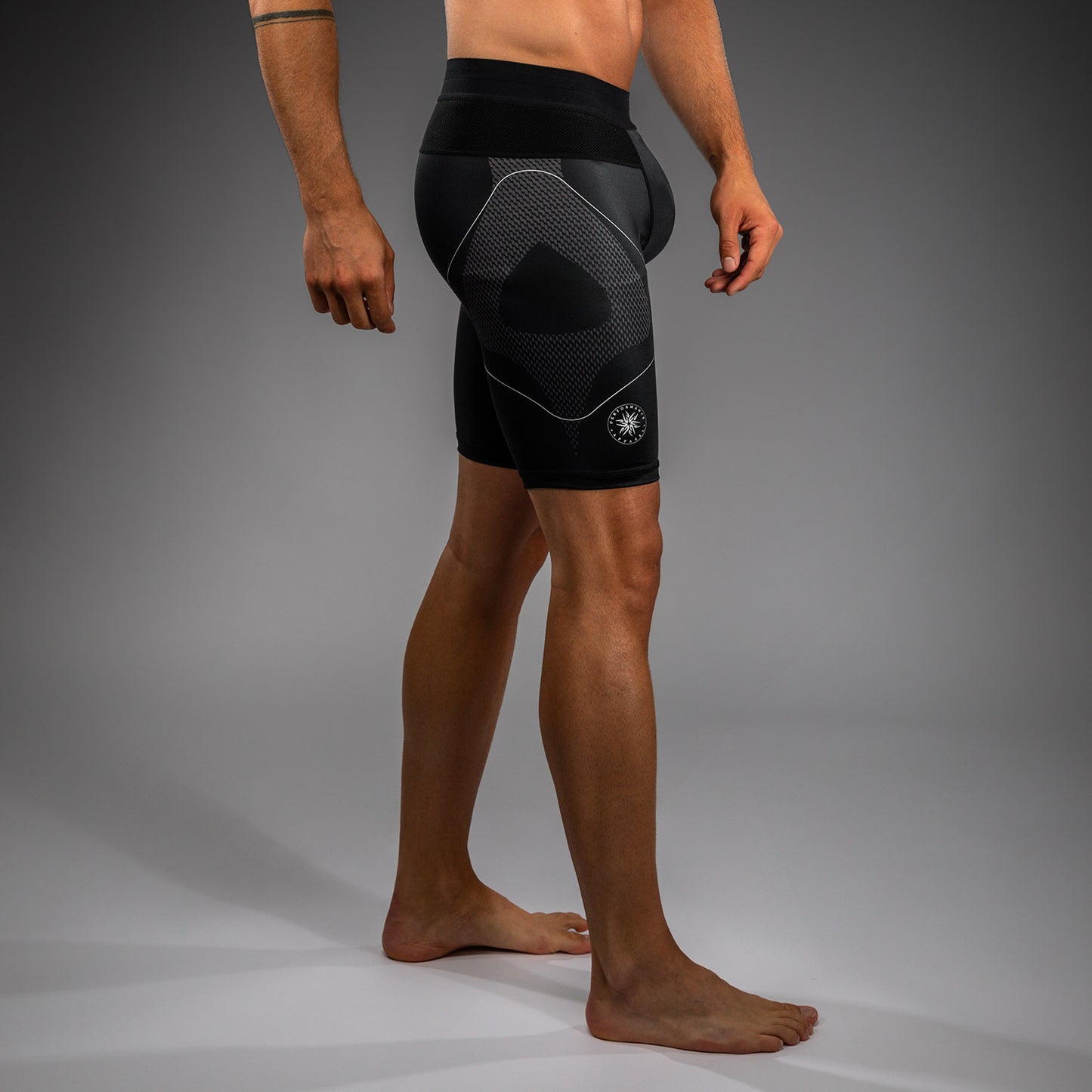 Venum Nexus Vale Tudo Shorts – Zwart/Zilver