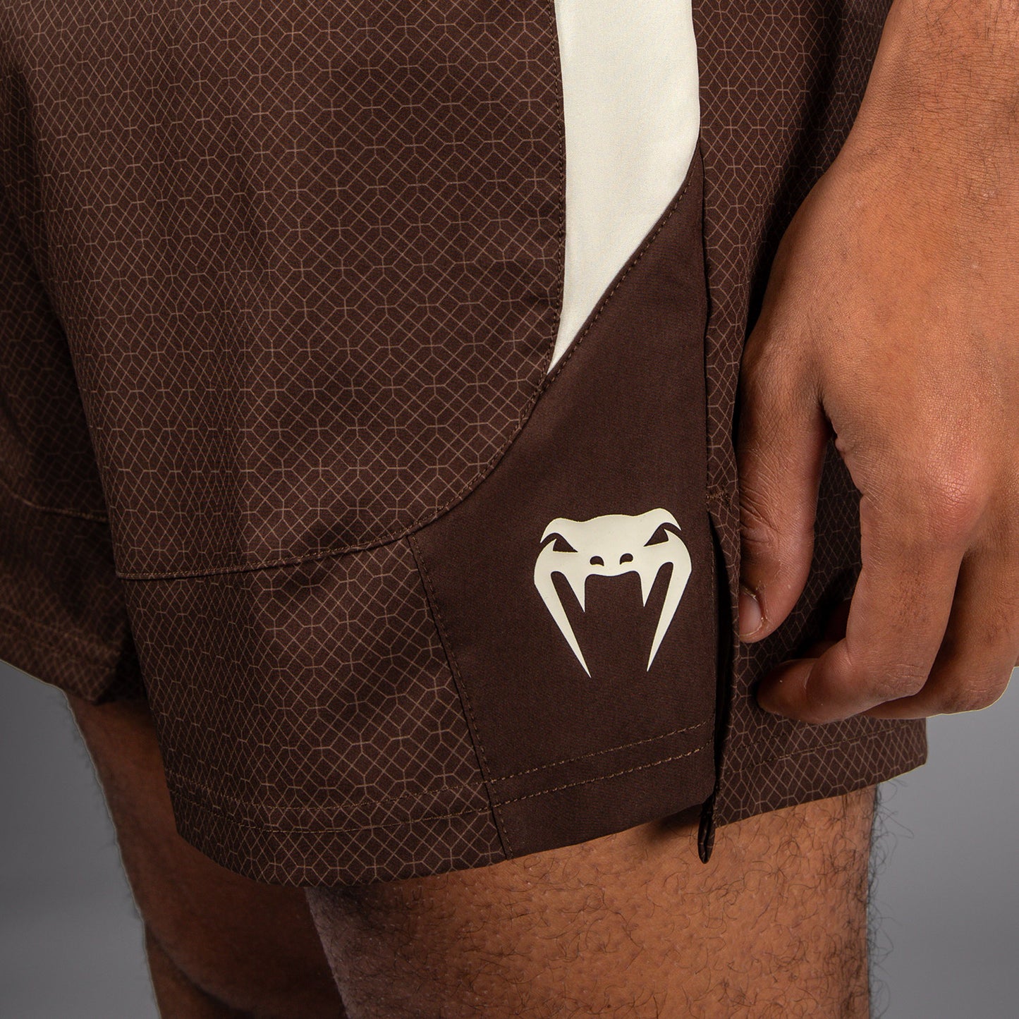Venum x Roger Gracie Academy Fightshorts - Donkerbruin