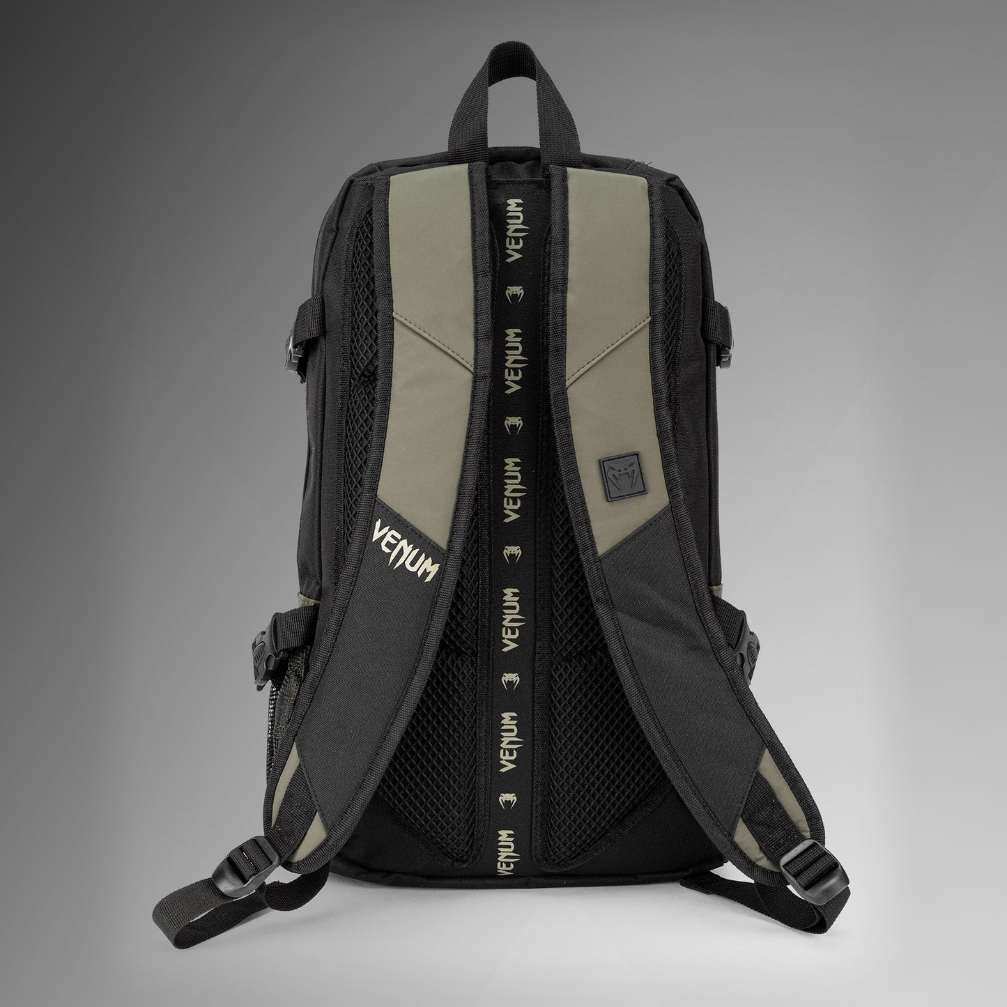 Venum Challenger Pro Evo Rugzak (20-25L) – Kaki/Zwart