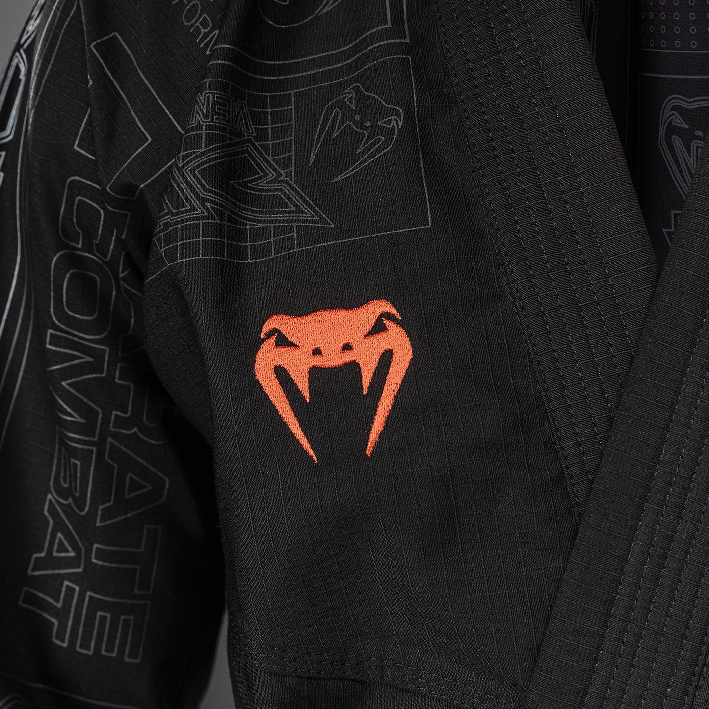 Karate Combat by Venum BJJ Gi – Zwart/Grijs