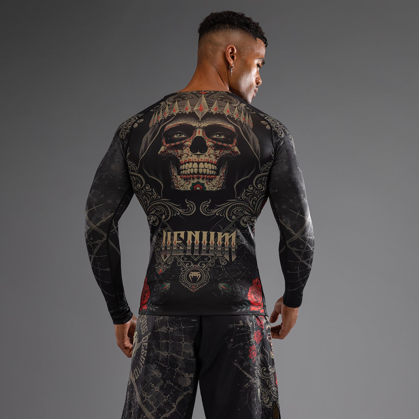 Venum Santa Muerte 5.0 Lange Mouwen Rashguard voor Heren - Diep Zwart/Goud