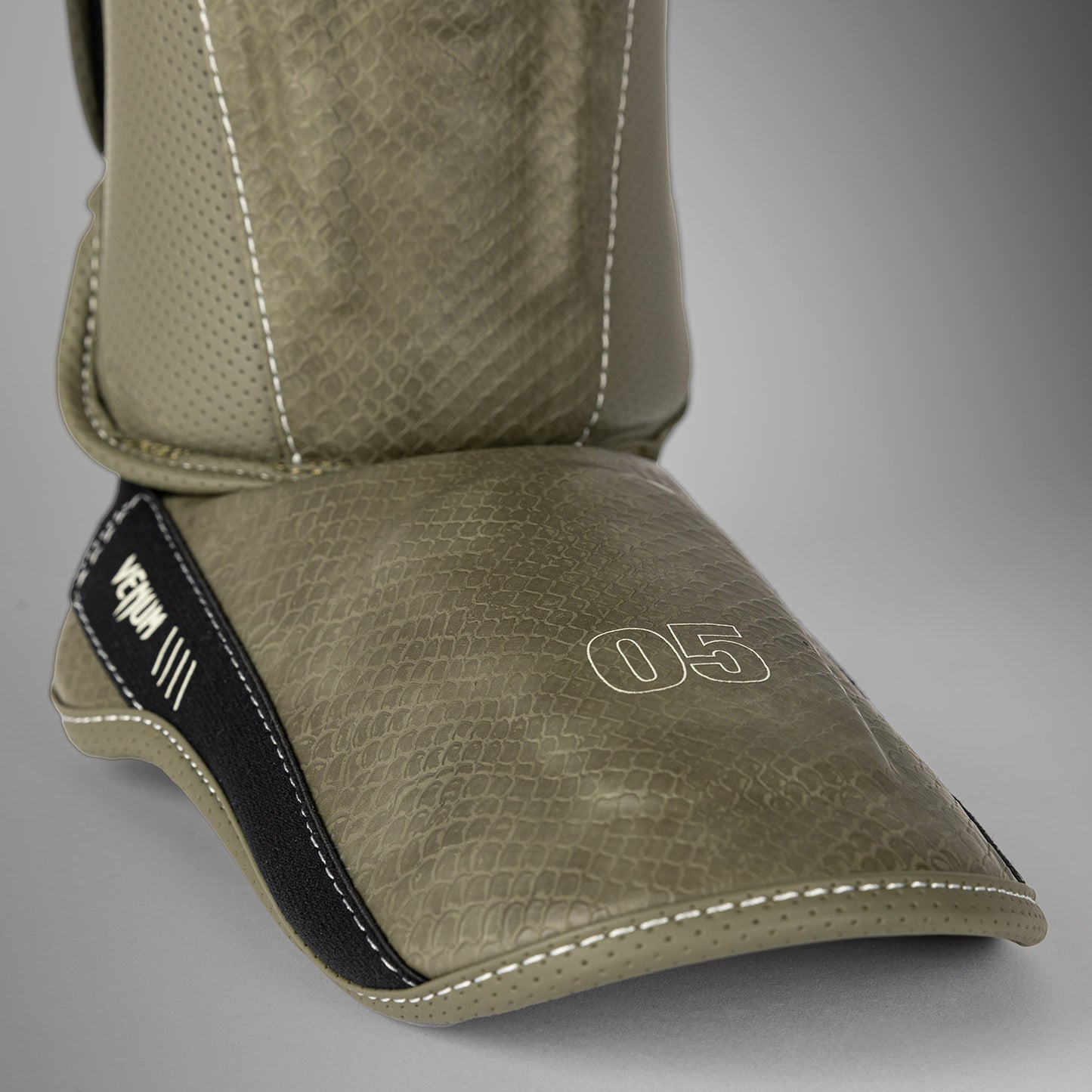 Venum Impact Evo Scales Scheenbeschermers – Legergroen