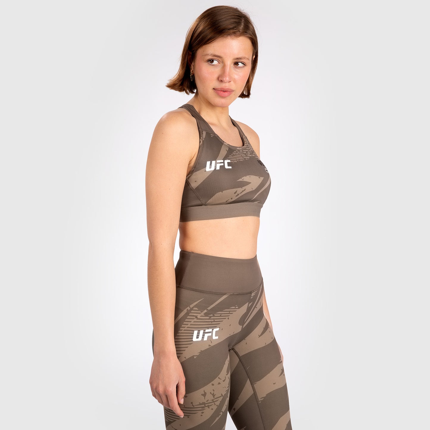UFC Adrenaline by Venum Fight Week Dames Sportbeha – Desert Camo