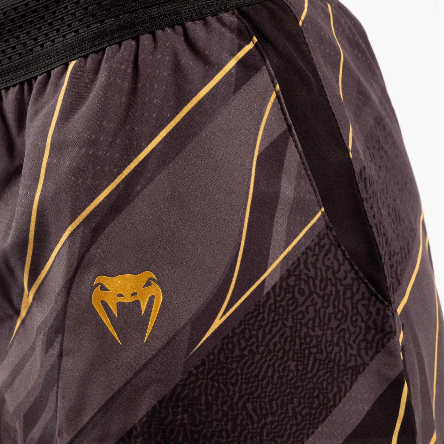 UFC Venum Replica Damesshort - Champion