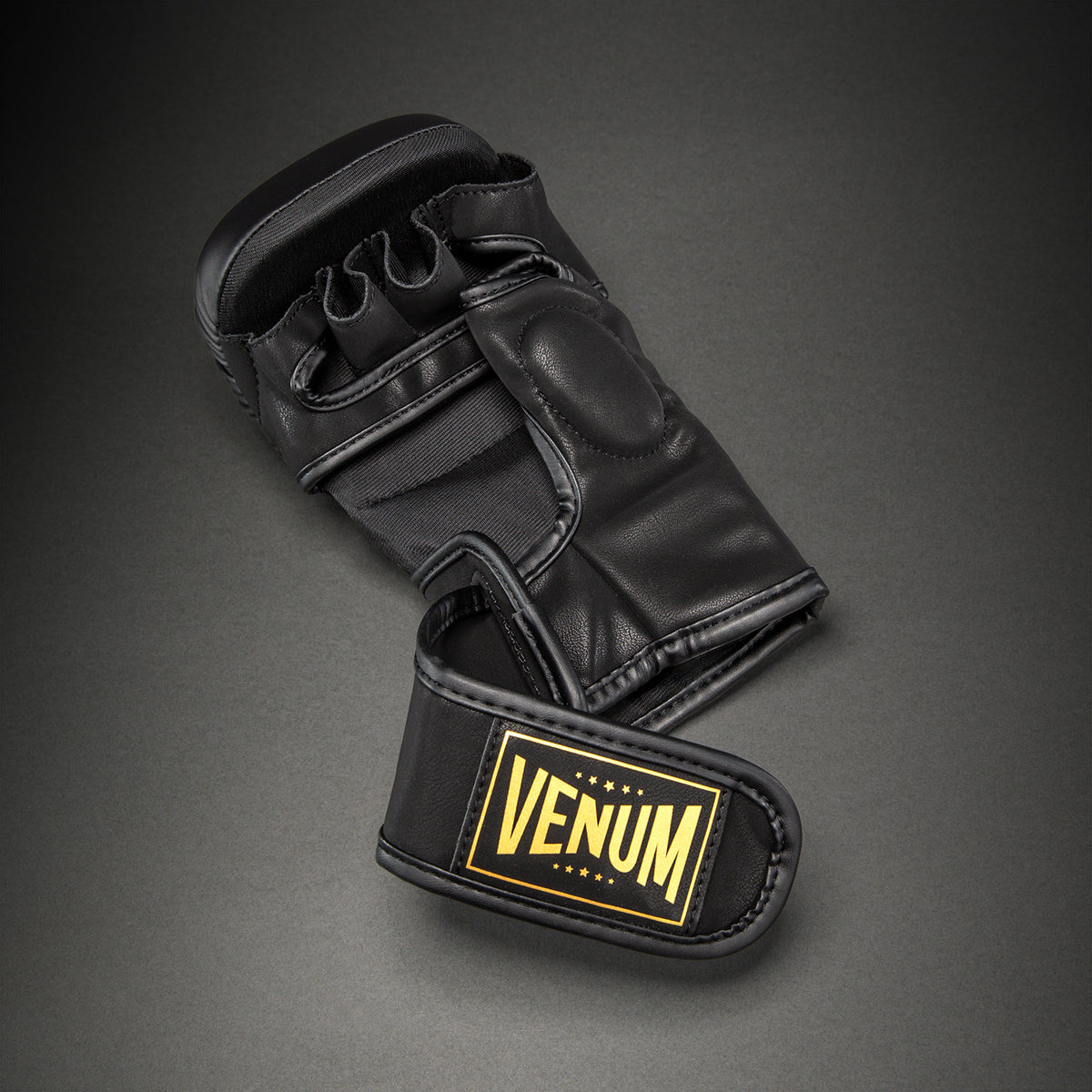 Venum G-Core Sparringhandschoenen - Zwart/Goud