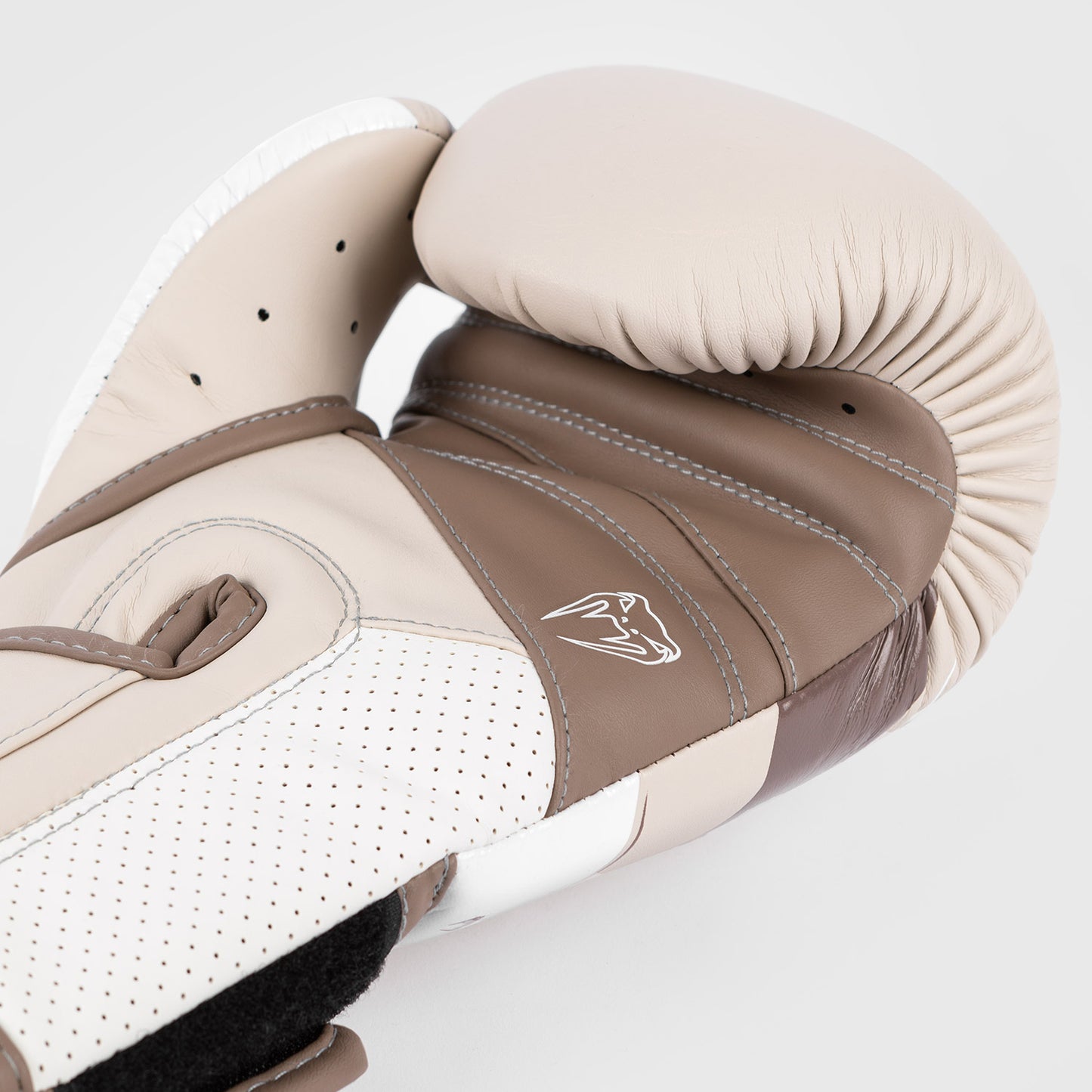 Venum Elite Evo Bokshandschoenen - Zand