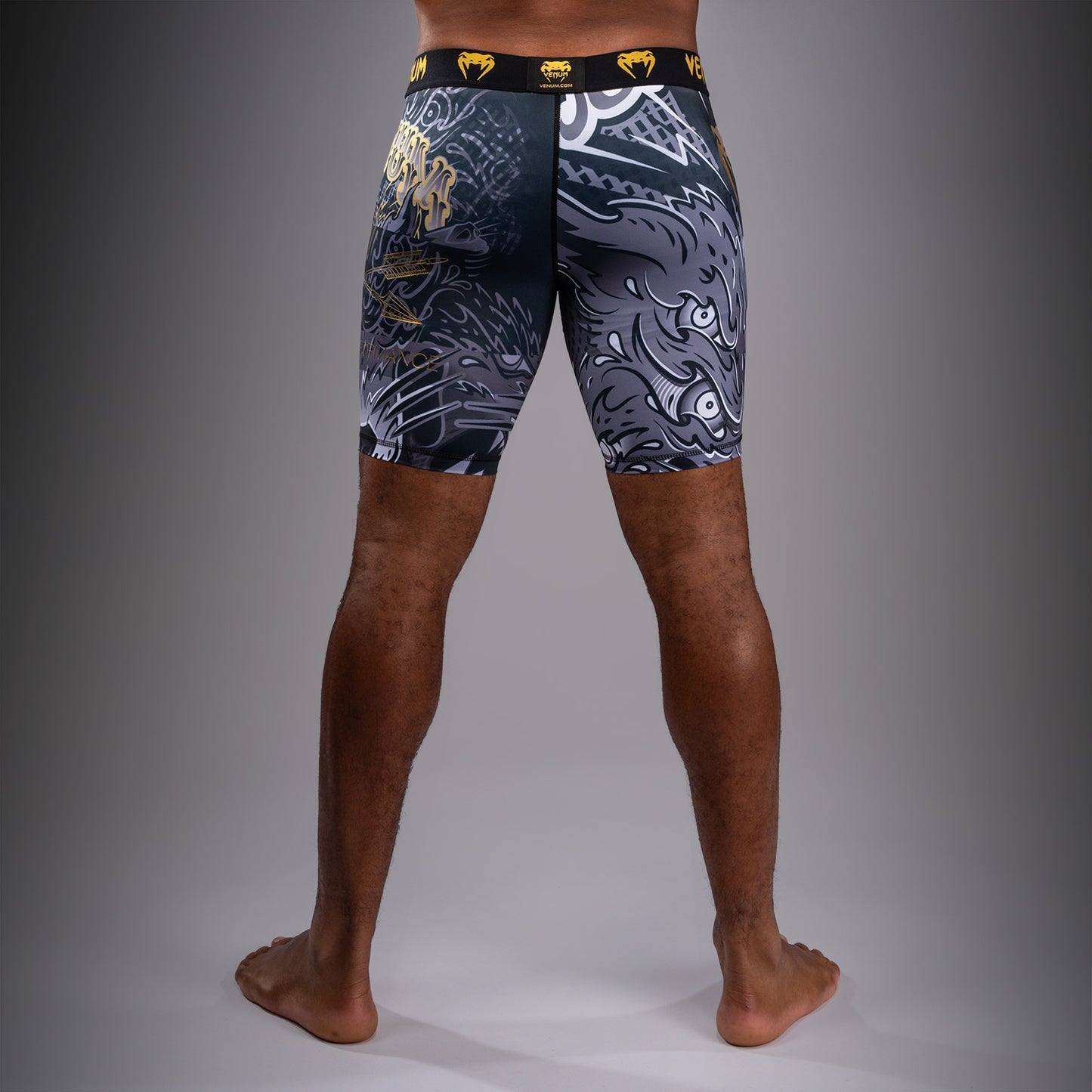 Venum Wolf Atak Compressieshort – Zwart/Grijs