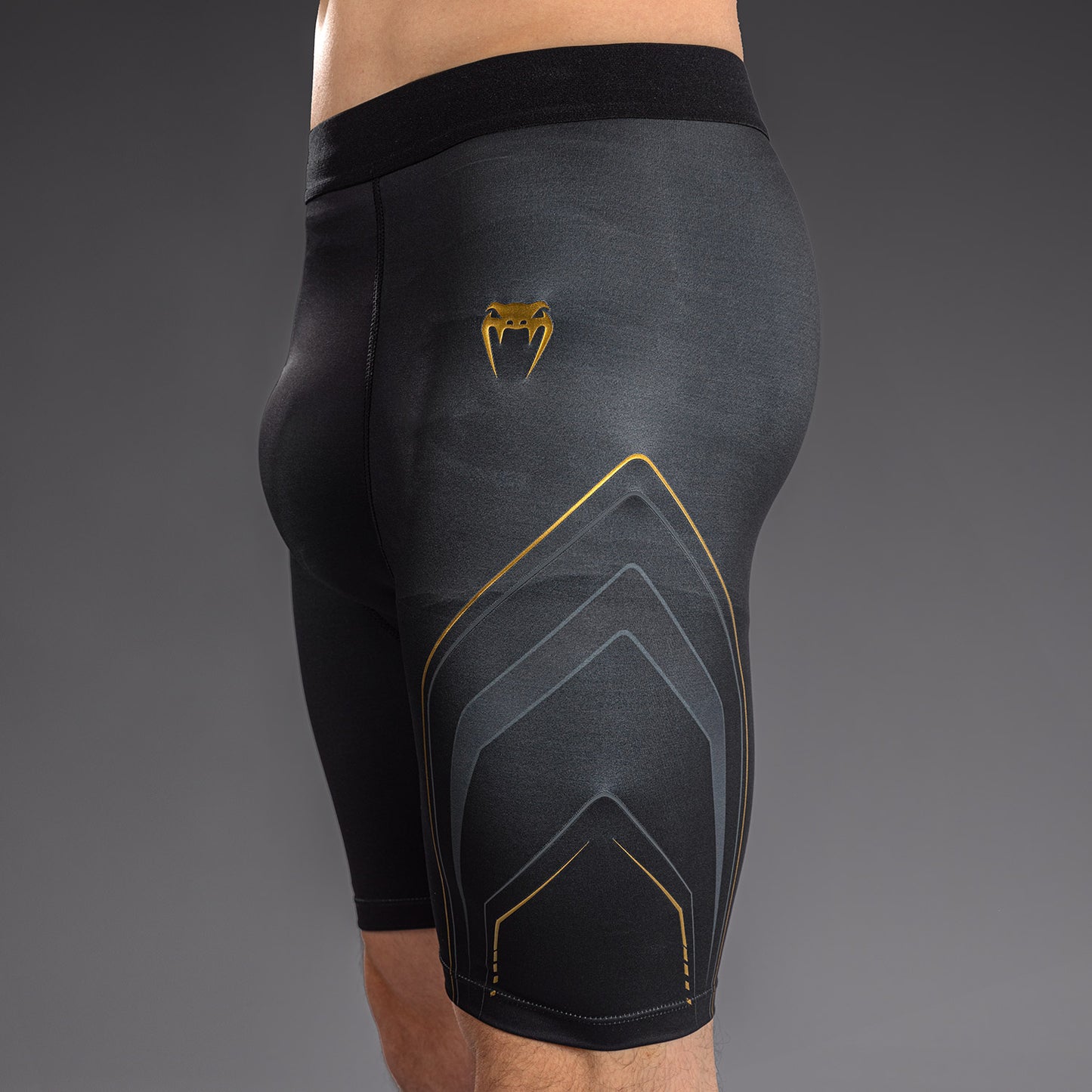Venum Streamline Compressieshort – Zwart/Goud