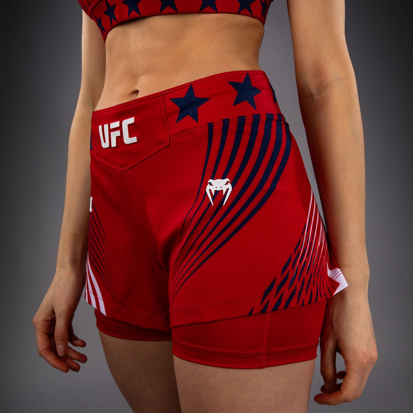Official UFC Freedom 250 by Venum Authentic Fight Night Fight Shorts voor dames - Rood