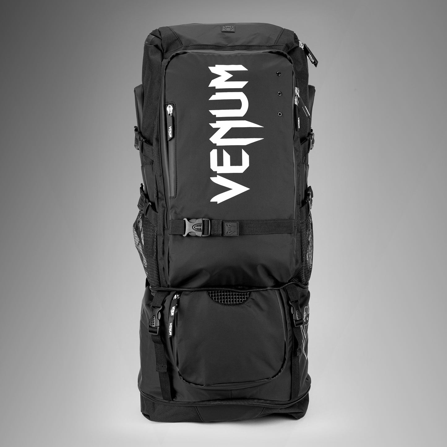 Venum Challenger Xtrem Evo Rugzak (50-63L) – Zwart/Wit