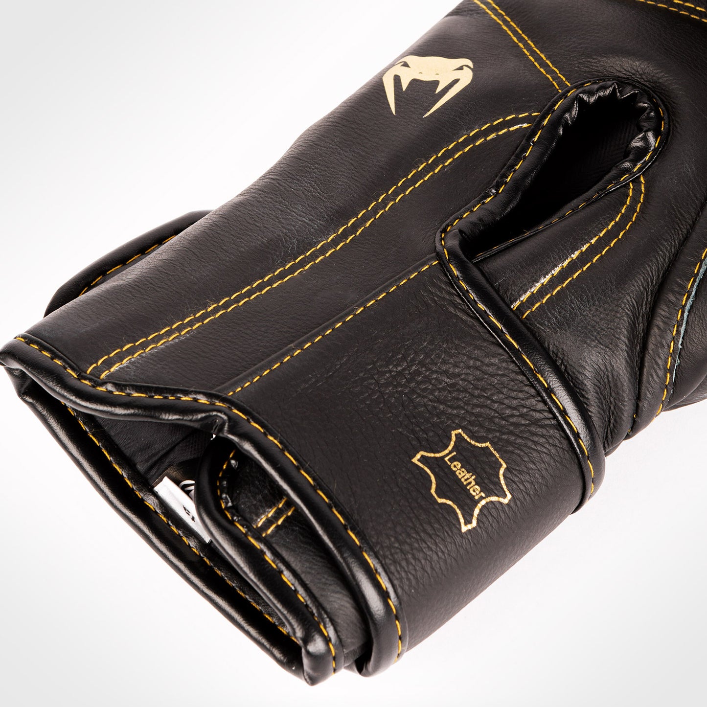 Venum Giant 2.0 Pro bokshandschoenen klittenband - Zwart/Zwart-Goud