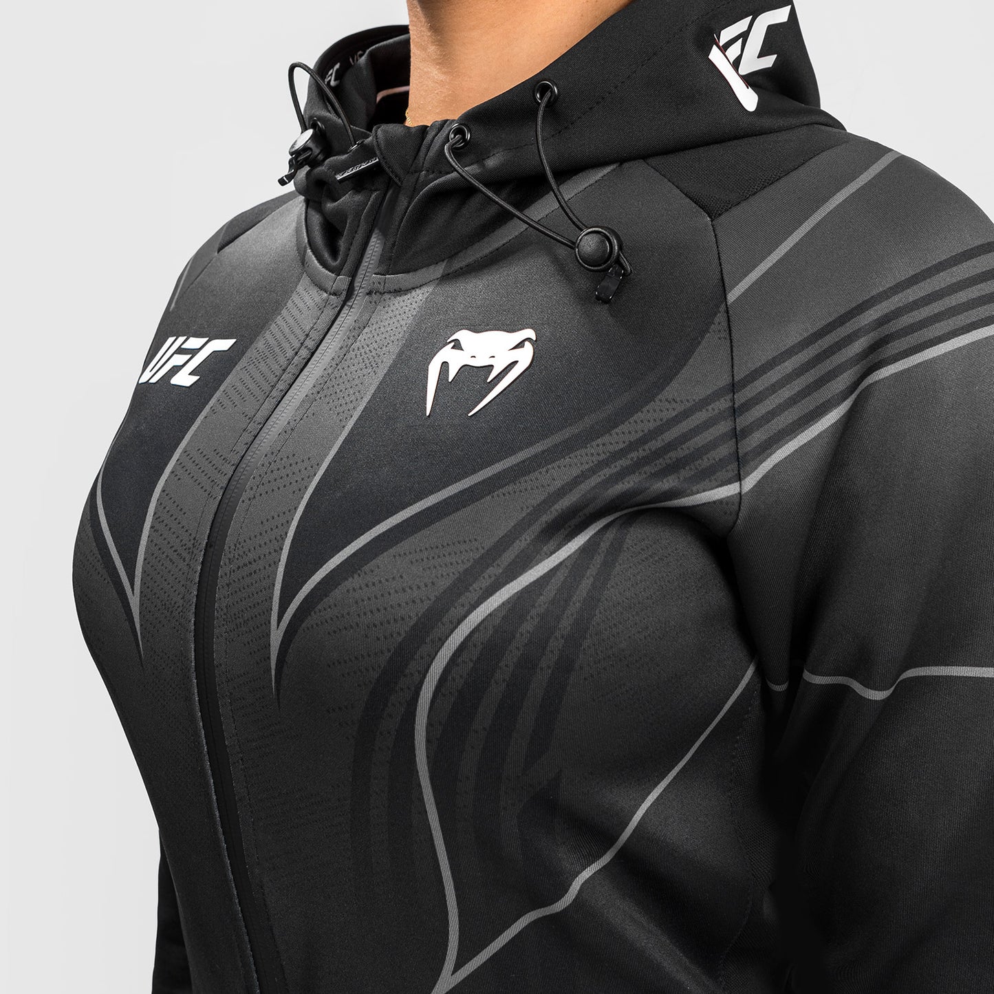 UFC Venum Authentic Fight Night 2.0 Women's Walkout Hoodie - Zwart