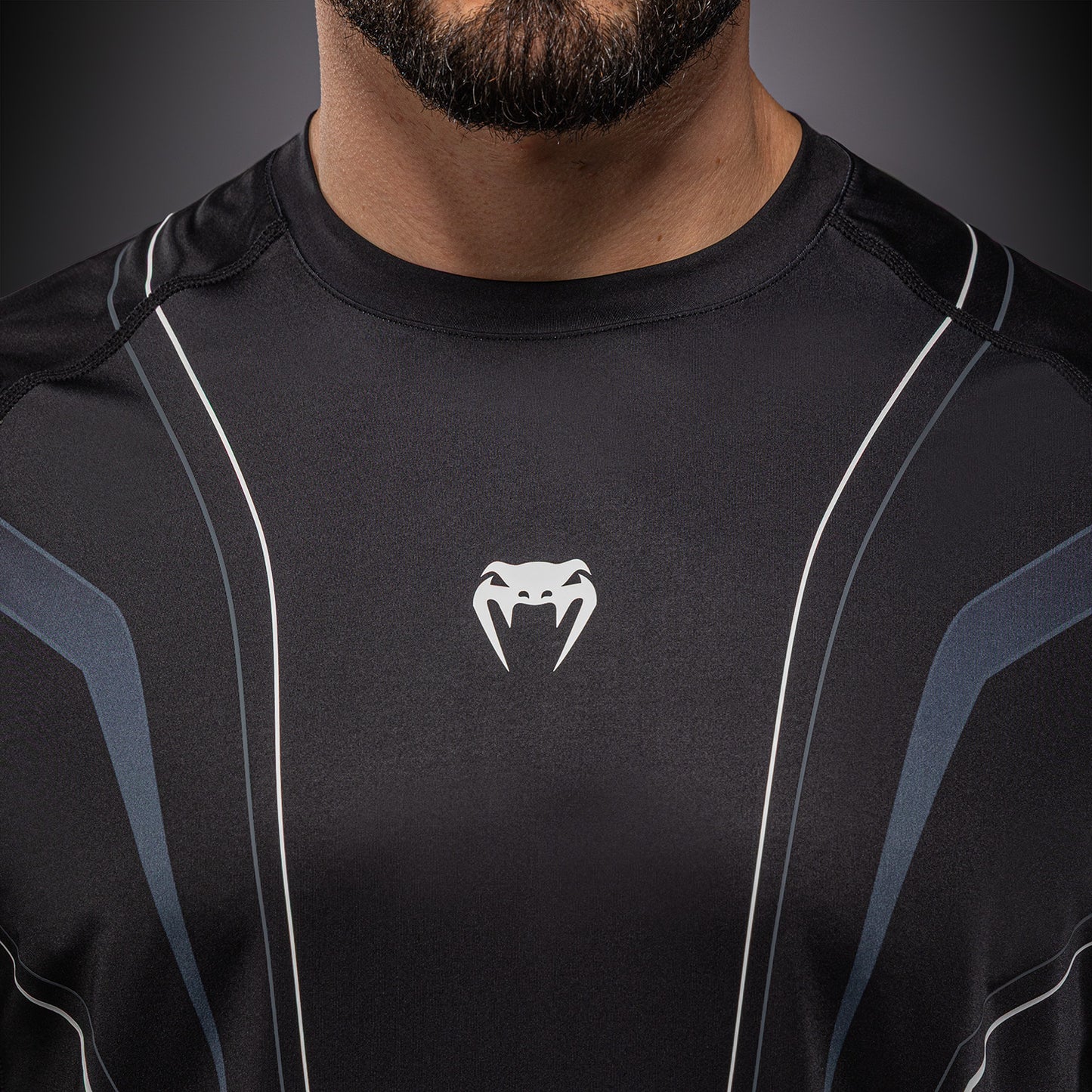 Venum Streamline Dry Tech T-shirt – Zwart/Wit