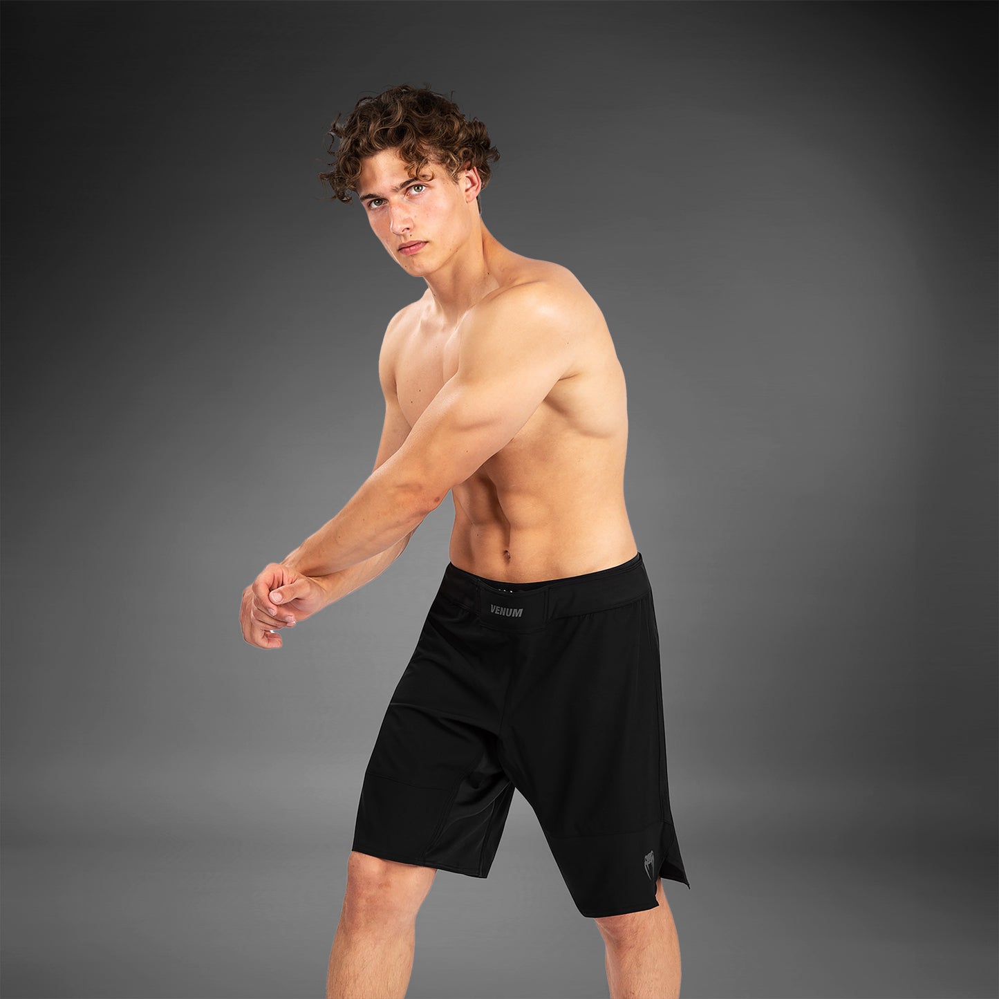 Venum G-Fit Air Fightshort - Zwart