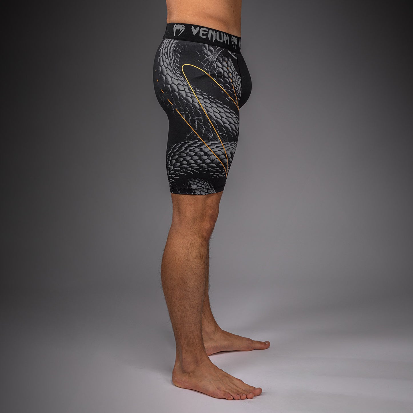Venum Matupa Compressieshort - Zwart/Grijs/Goud