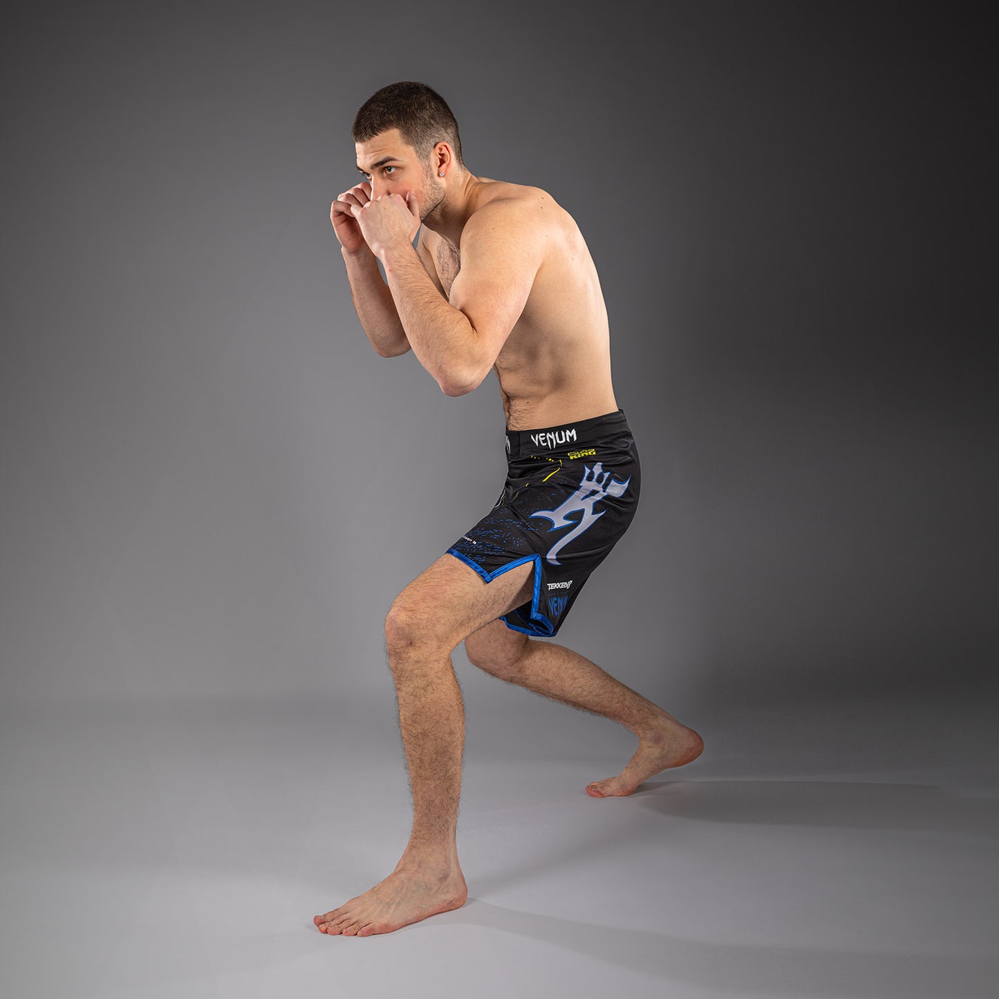Venum x TEKKEN 8 Fightshorts - King - Zwart/Geel