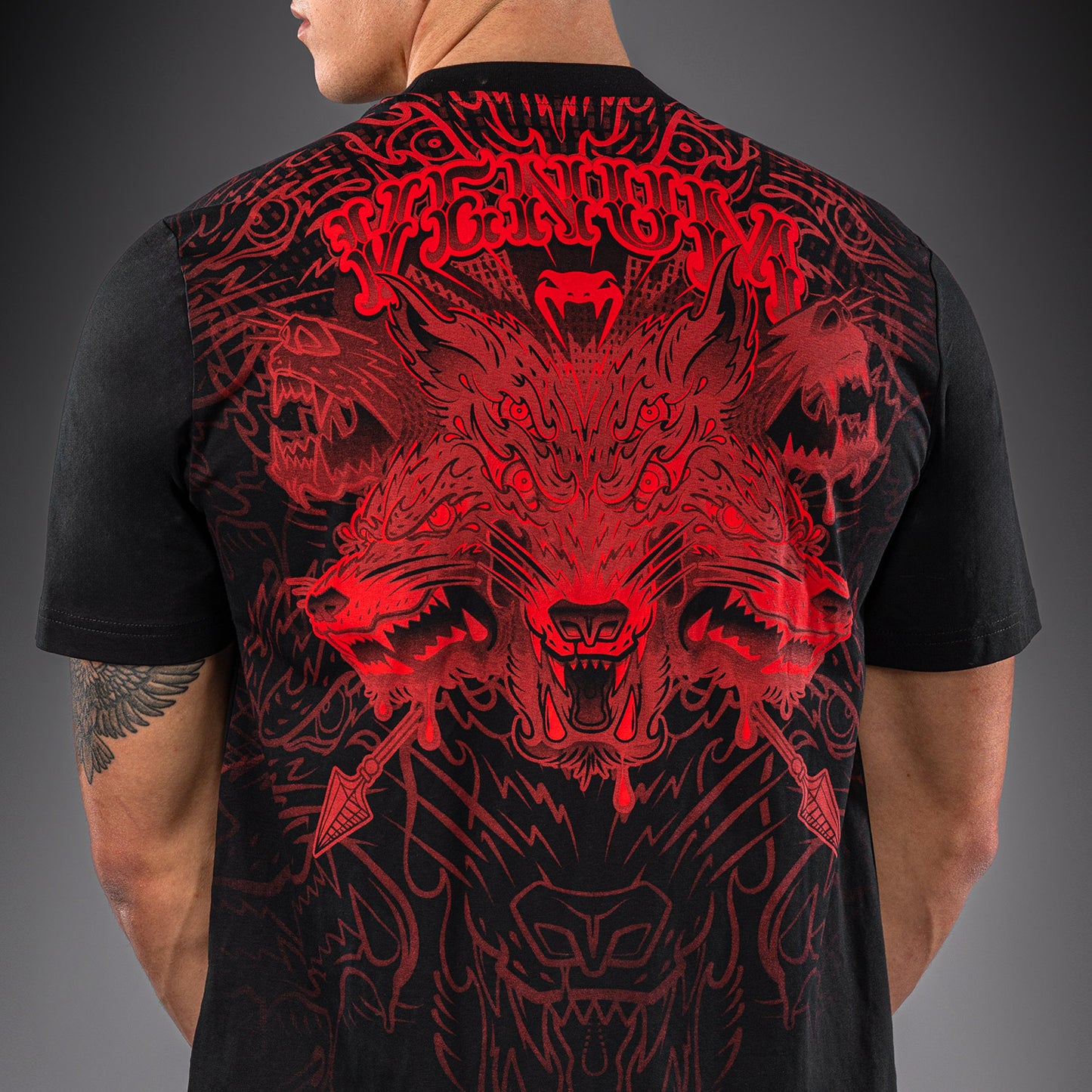 Venum Wolf Atak T-shirt – Zwart/Rood
