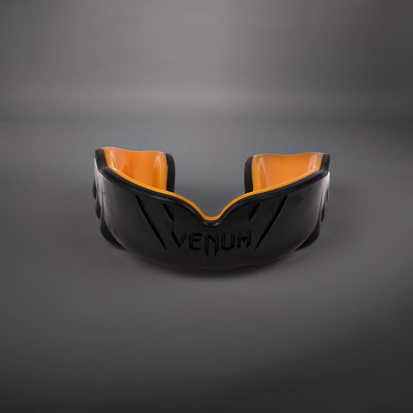 Venum Challenger Gebitsbeschermer - Zwart/Oranje