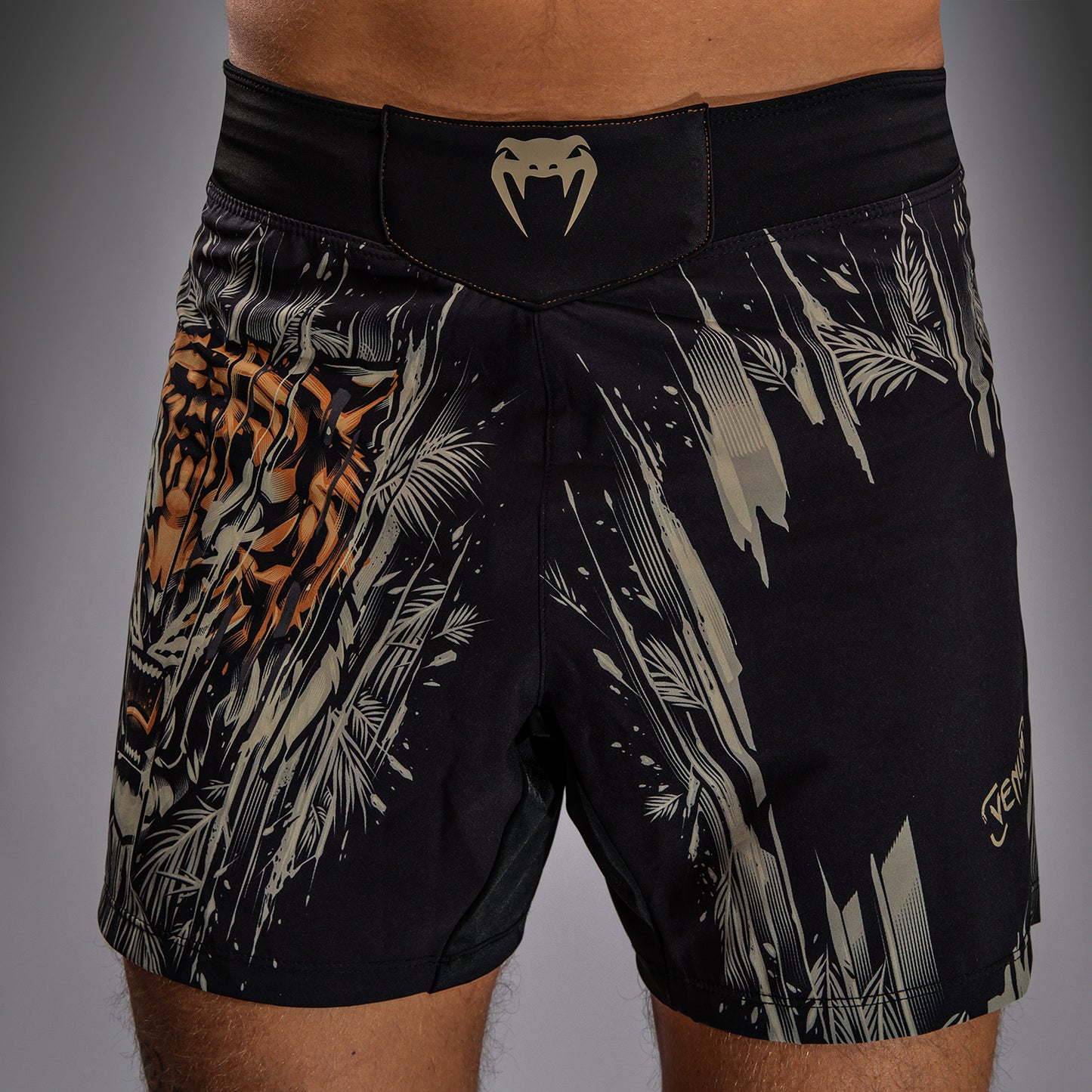 Venum Tiger Fight Shorts Heren - Zwart / Neon Oranje