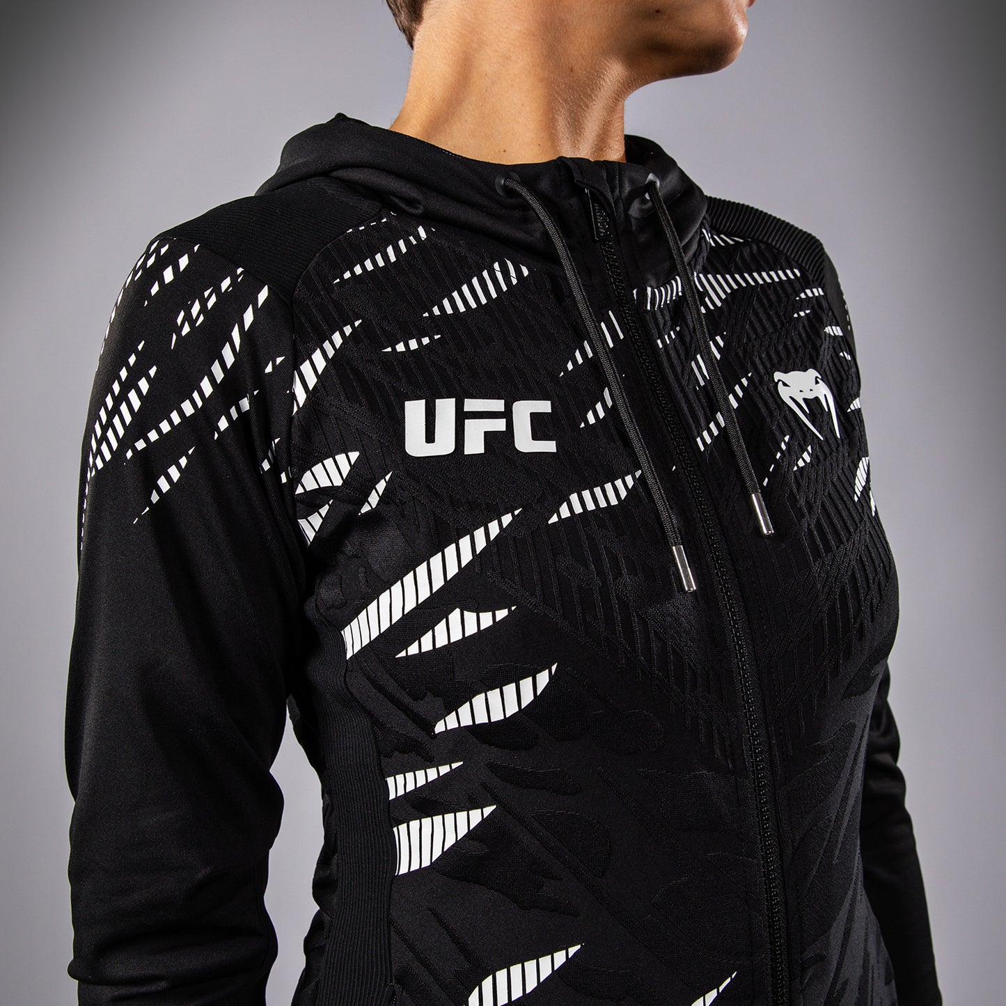 UFC Fusion by Venum Authentic Fight Night Hoodie voor Dames - Zwart