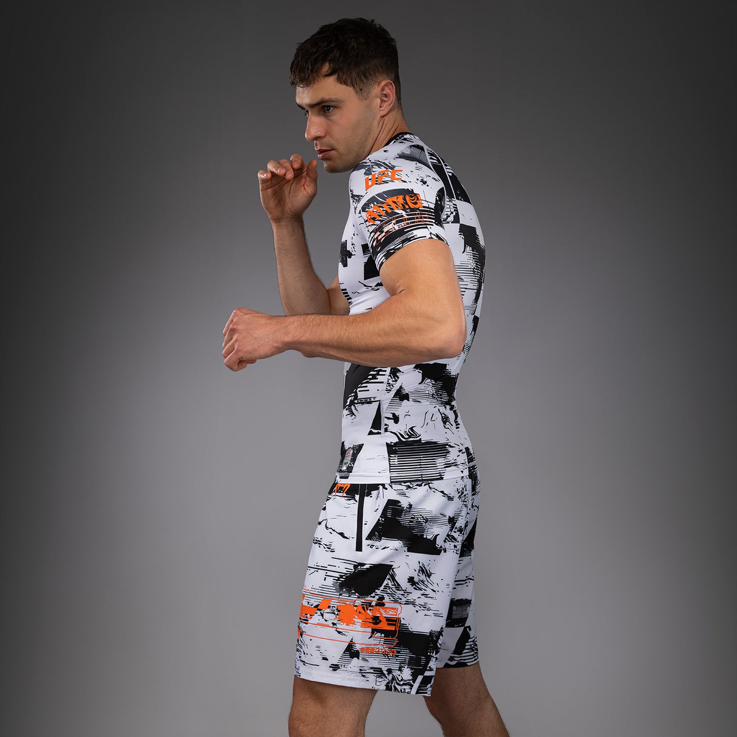 UFC Zenith by Venum Authentic Fight Week Performance Shortsleeve Rashguard Heren - Wit