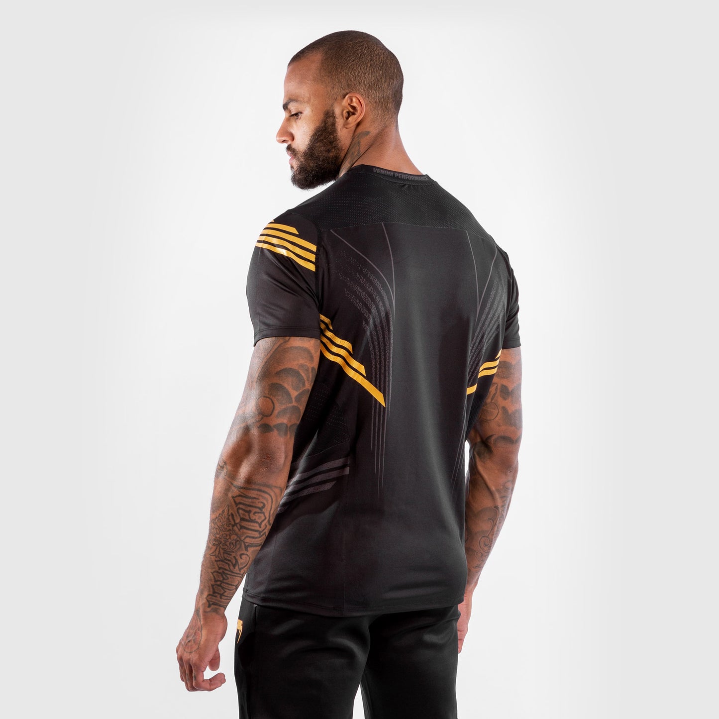 UFC Venum Gepersonaliseerd Authentic Fight Night Walkout Herenshirt - Champion