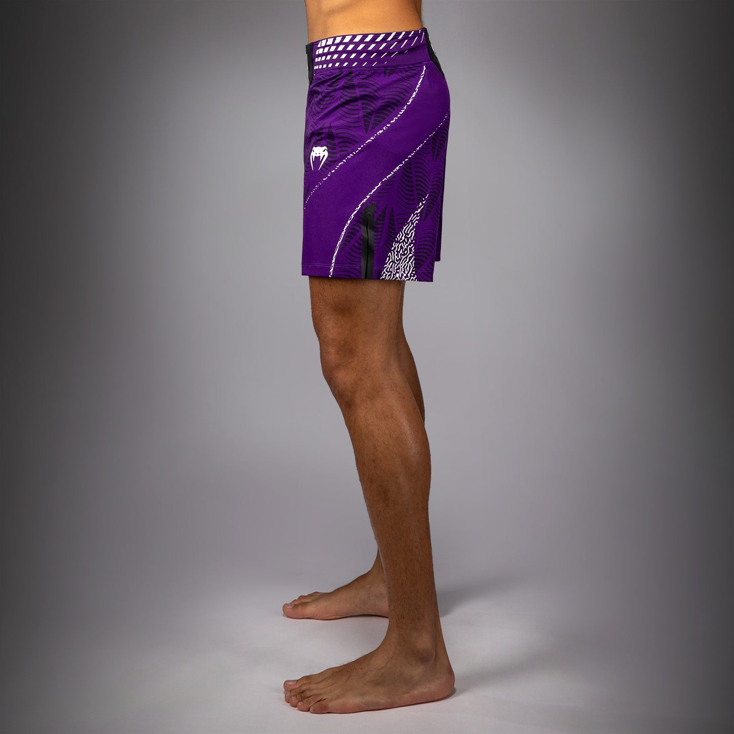 UFC Zenith by Venum Authentic Fight Night Short Fit Fight Short Heren - Paars