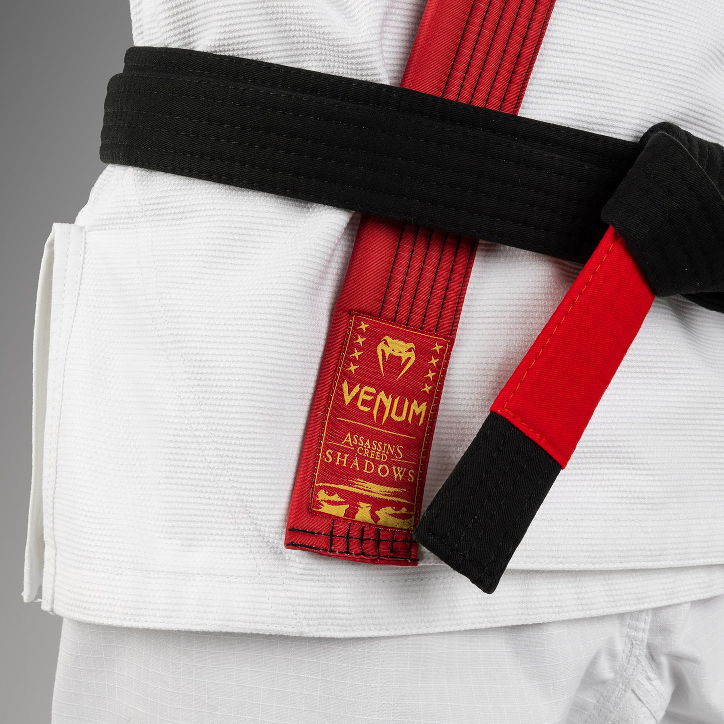 Venum x Assassin’s Creed Shadows BJJ Gi - Wit/Rood
